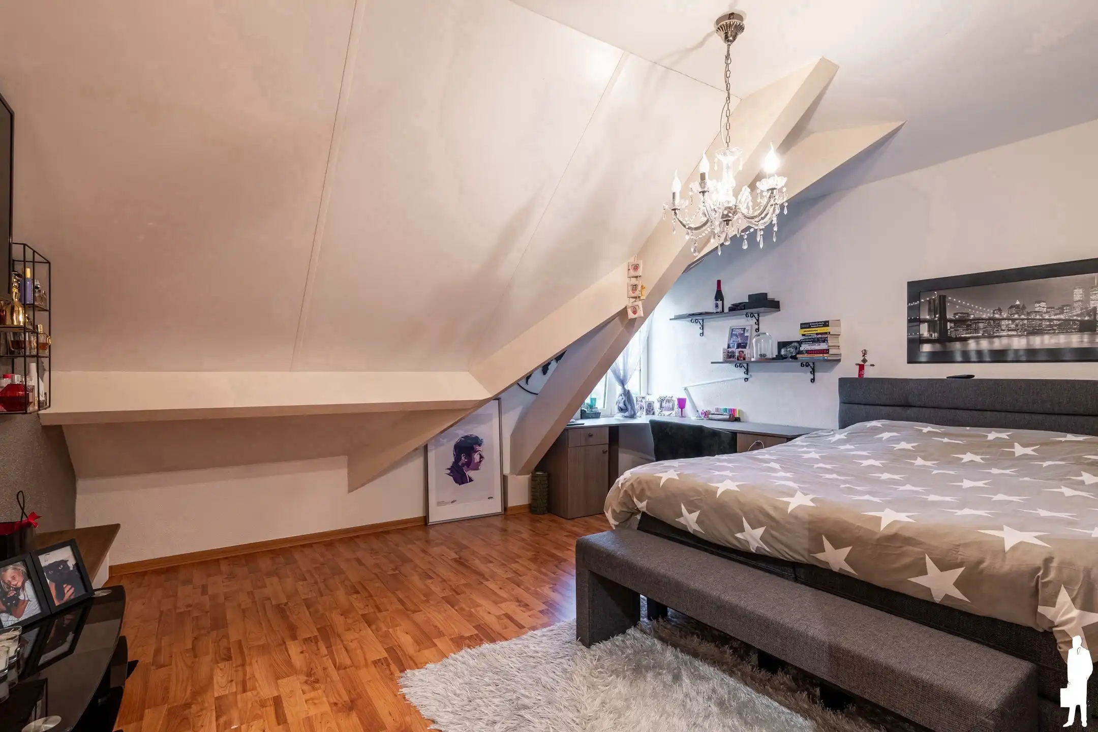 Unieke praktijkruimte met ruime villa, buitenzwembad in grensstreek foto 30
