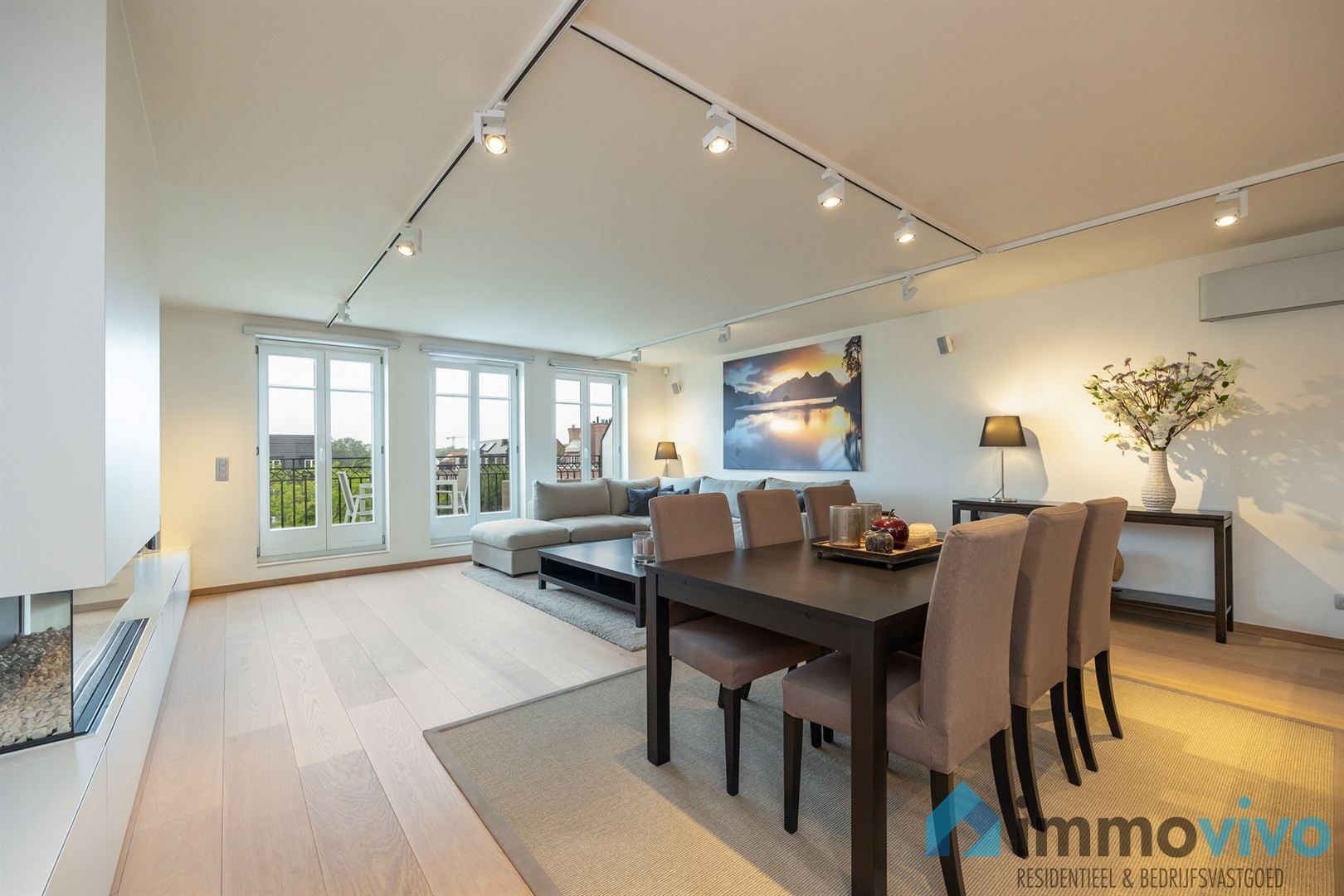 Recent ruim dakappartement met 2 slaapkamers, 2 badkamers en ruim terras foto 3