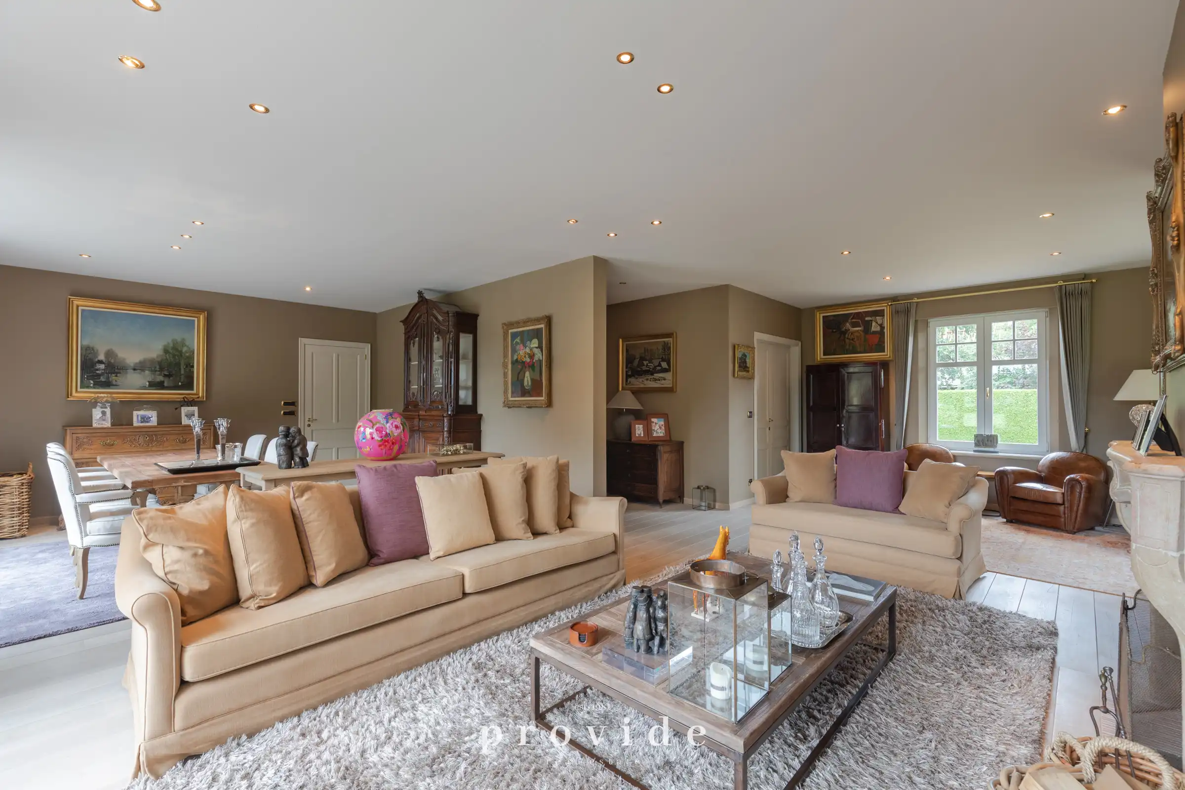 Exclusieve villa op royaal domein in groene omgeving foto 6