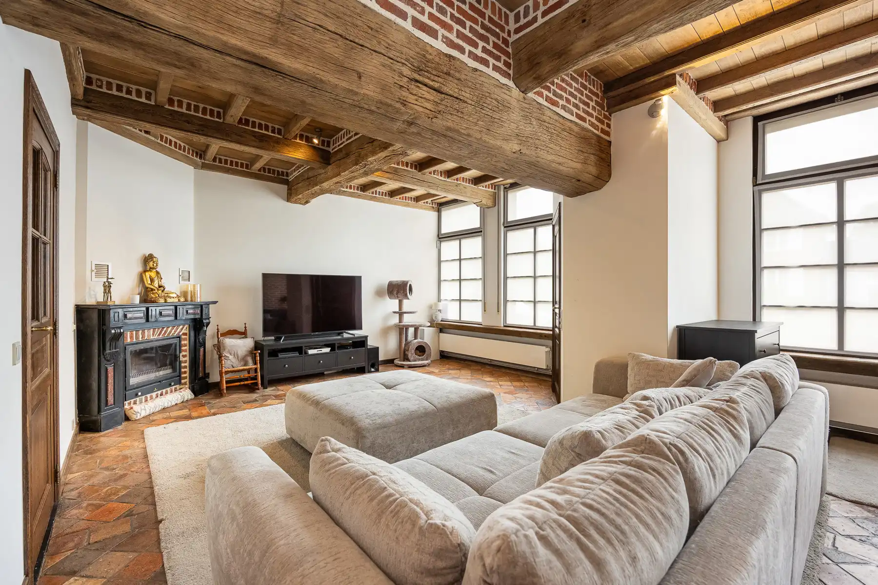 Charmant gerenoveerde woning met 3 à 4 slaapkamers in Beerse foto 3