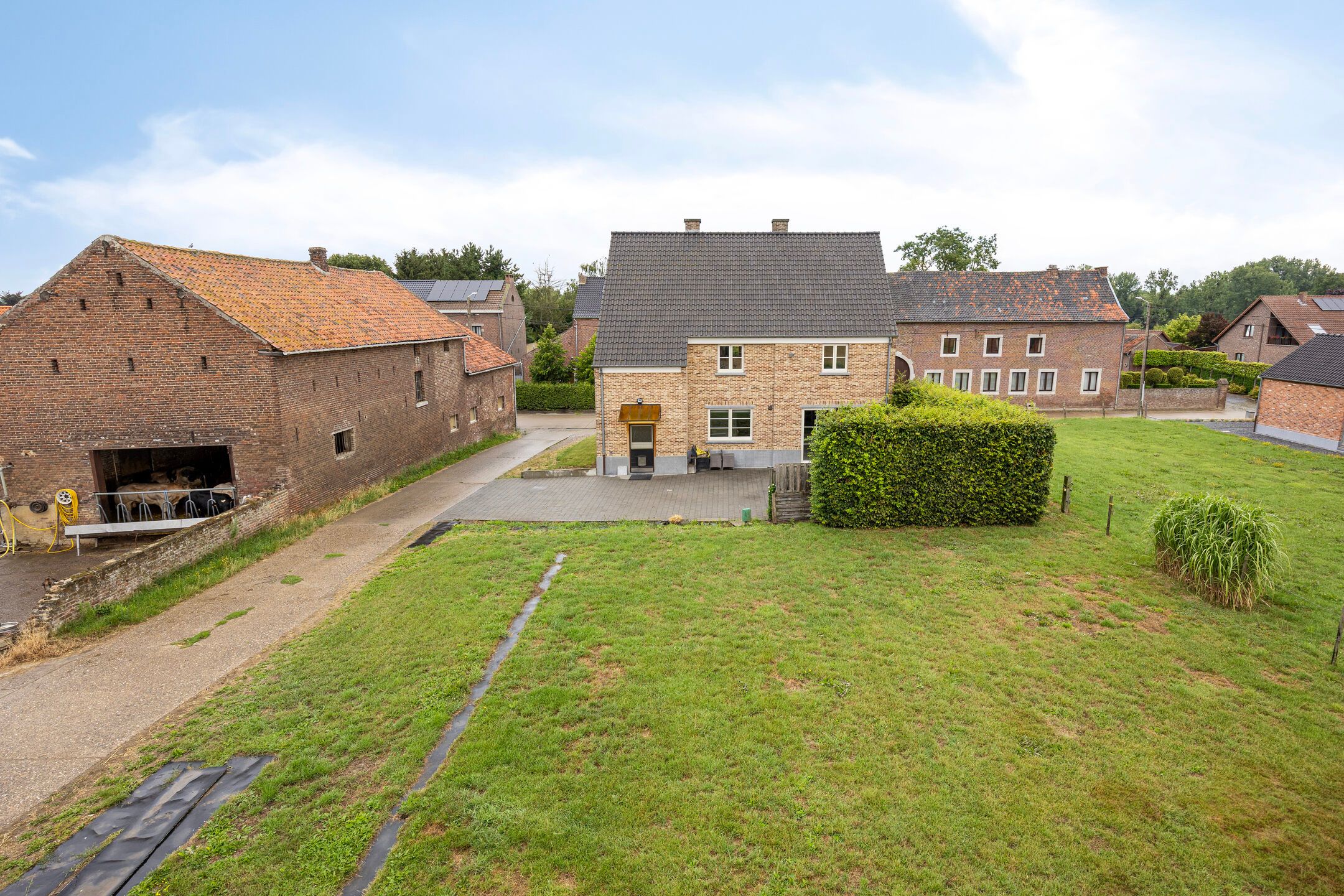 Ruime woning op perceel met uitzicht foto 27