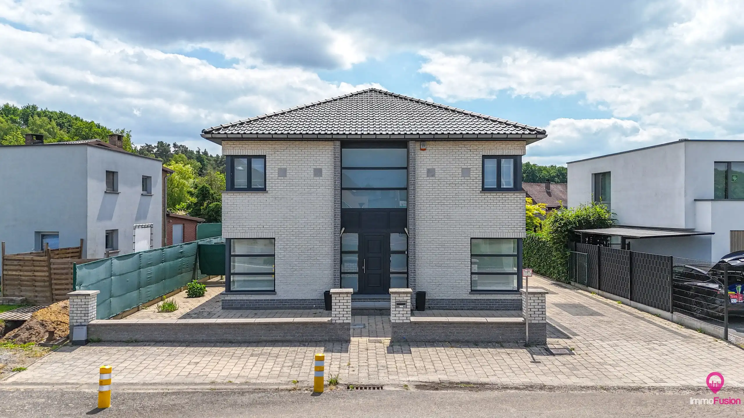 Ruime woning van 285m² met 5 slpks en apart bureel ruimte!  foto 41