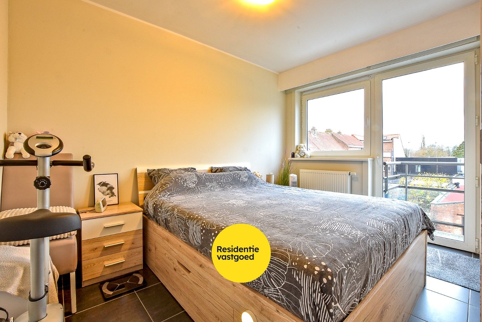 Stijlvol 2 slaapkamer appartement (2010) vlakbij de vismijn in Nieuwpoort. foto 4