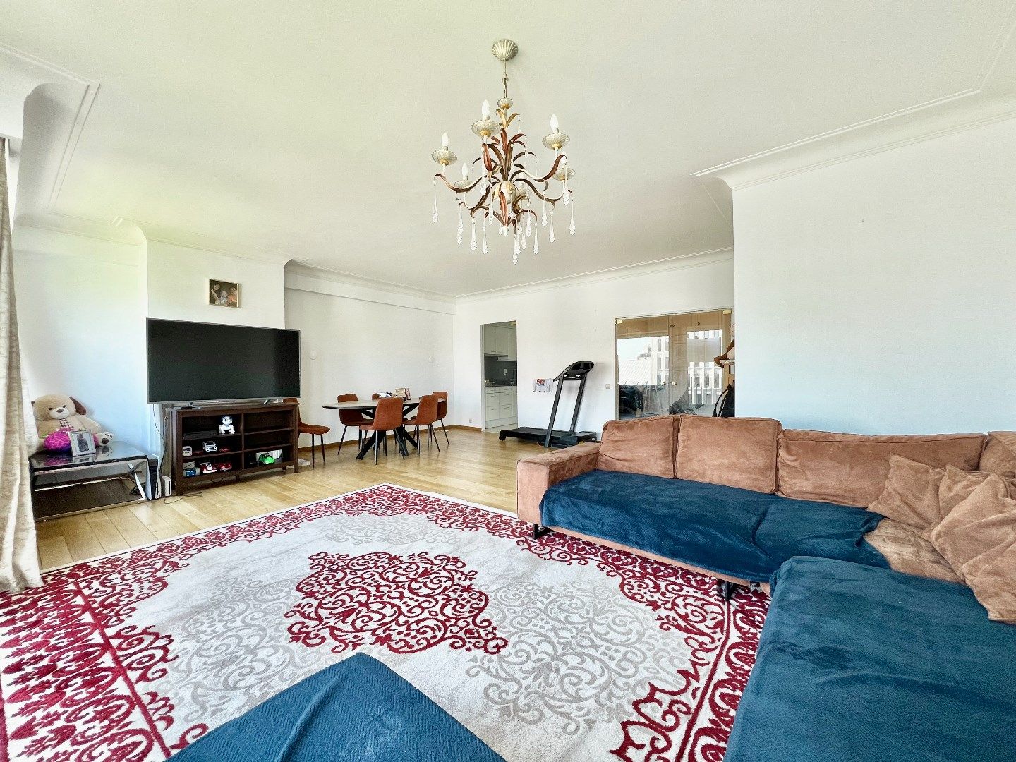 Instapklaar appartement met drie slaapkamers foto 4