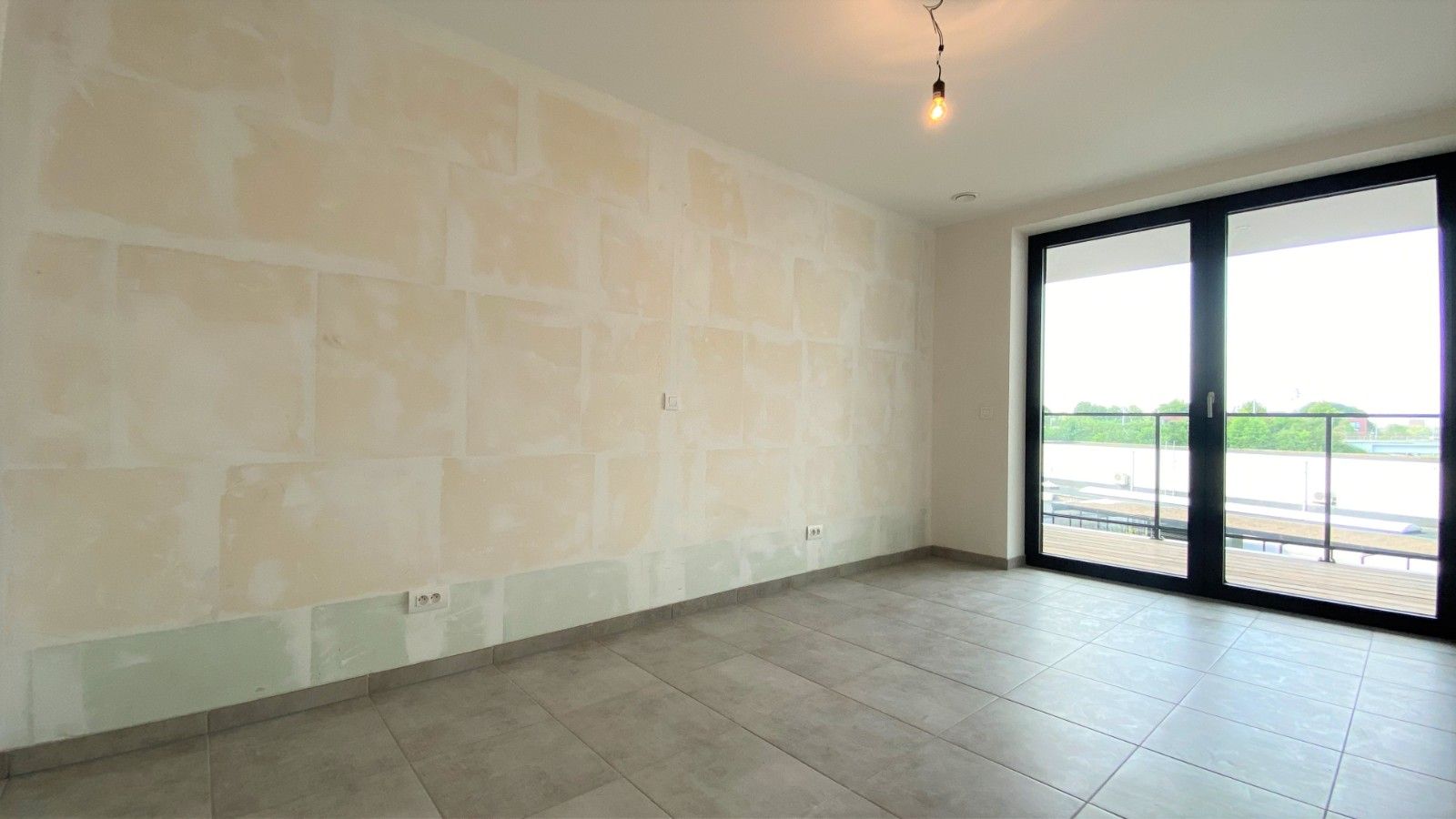 Centraal gelegen, instapklaar appartement met 2 slaapkamers foto 9