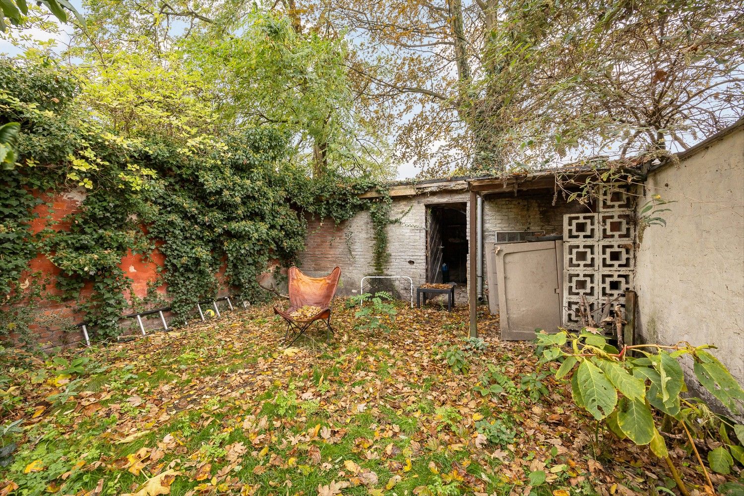 Ruime en karaktervolle herenwoning met zonnige tuin, dakterras en laadpunt in het hart van Merksem foto 26