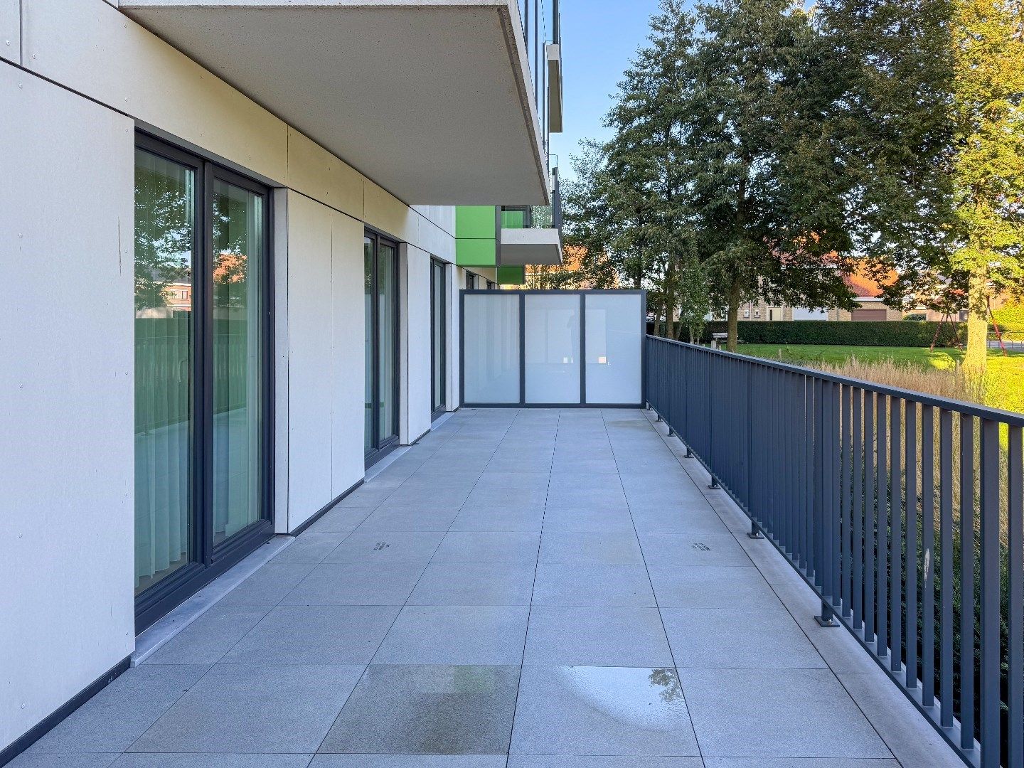 Nieuwbouw gelijkvloersappartement met 3 slaapkamers en 2 ruime terrassen. foto 24
