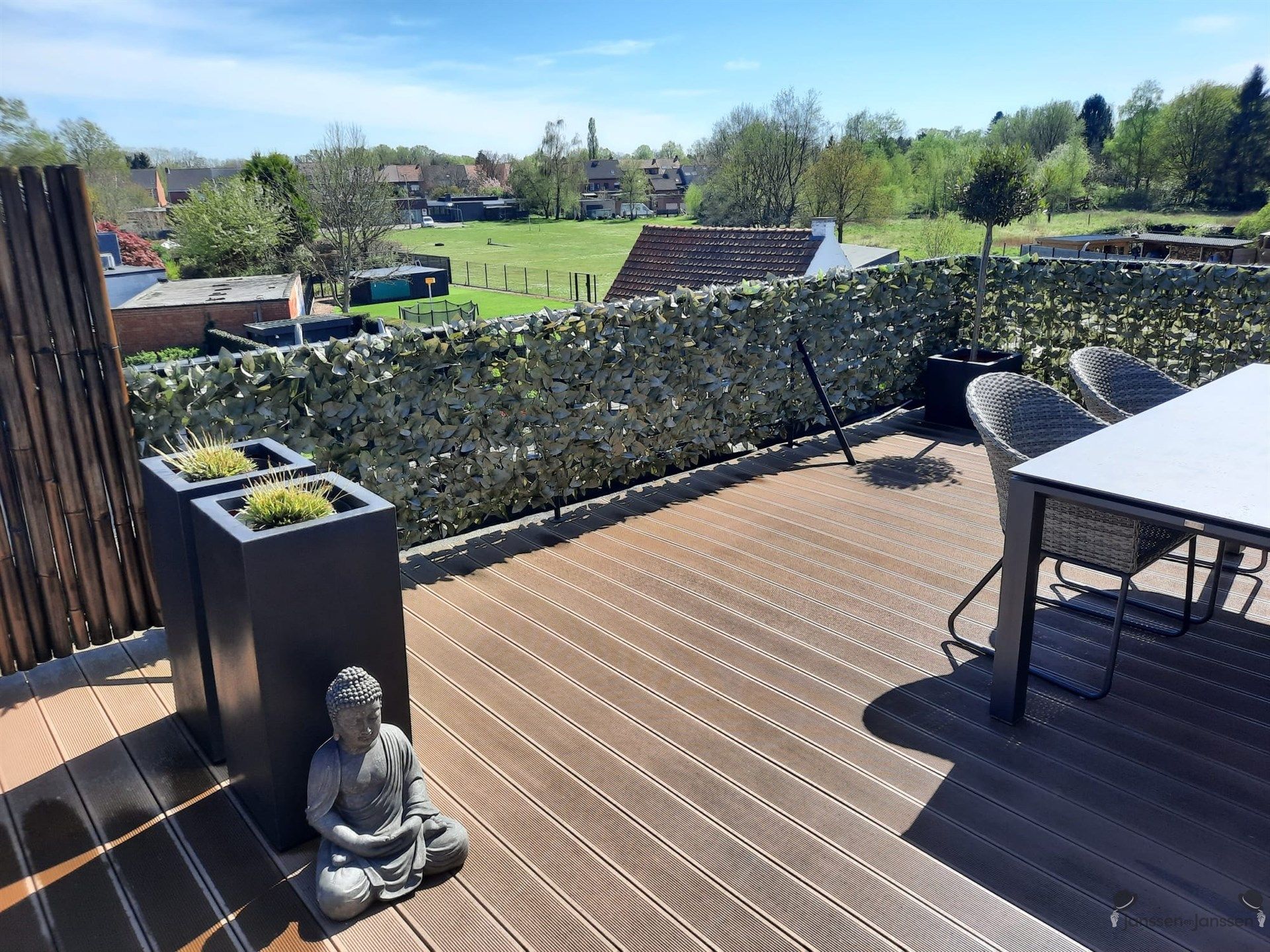 Modern, stijlvol dakappartement met riant terras en panoramisch uitzicht foto 19