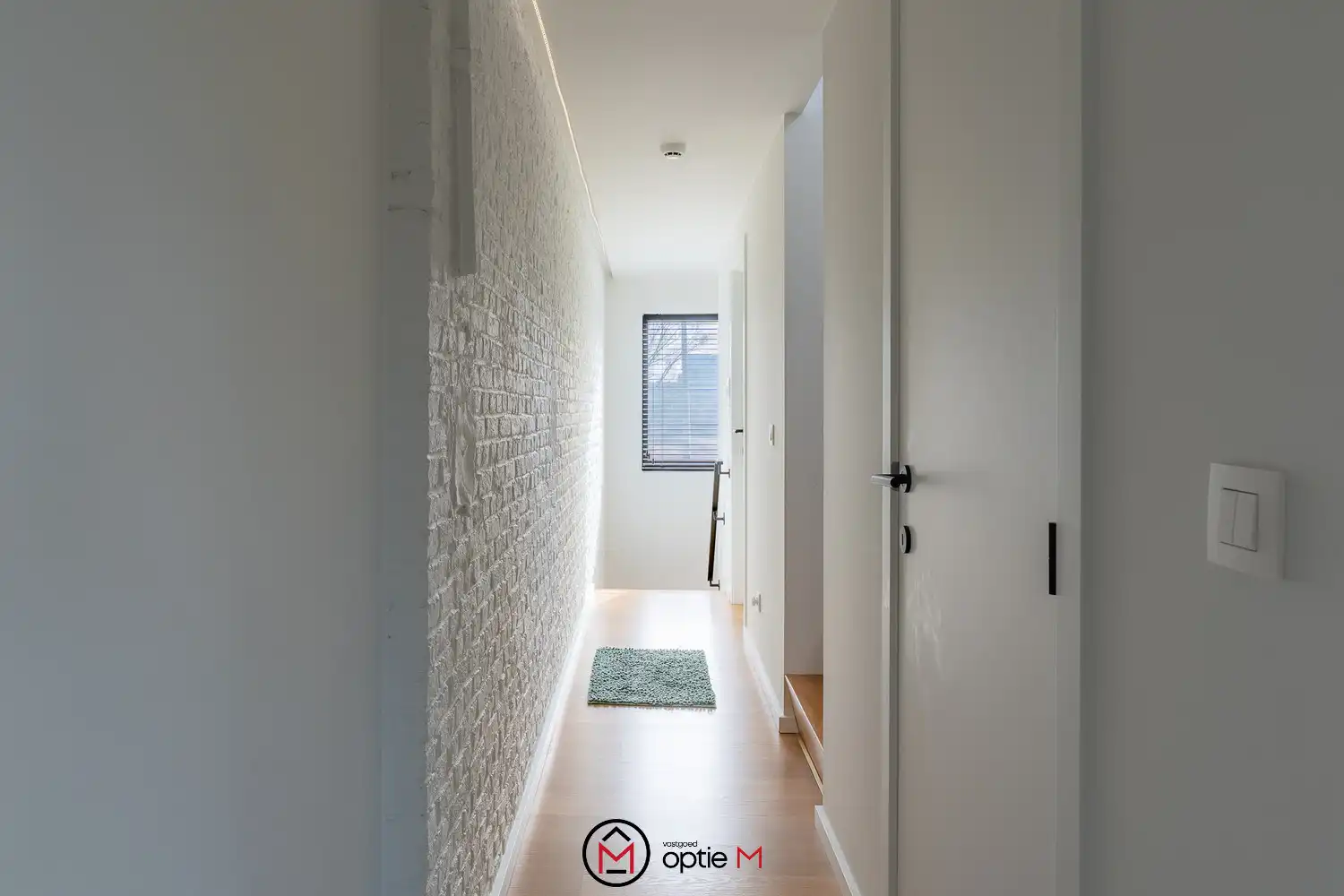 Moderne, energiezuinige woning met patio, zonnepanelen en hoogwaardige afwerking foto 17