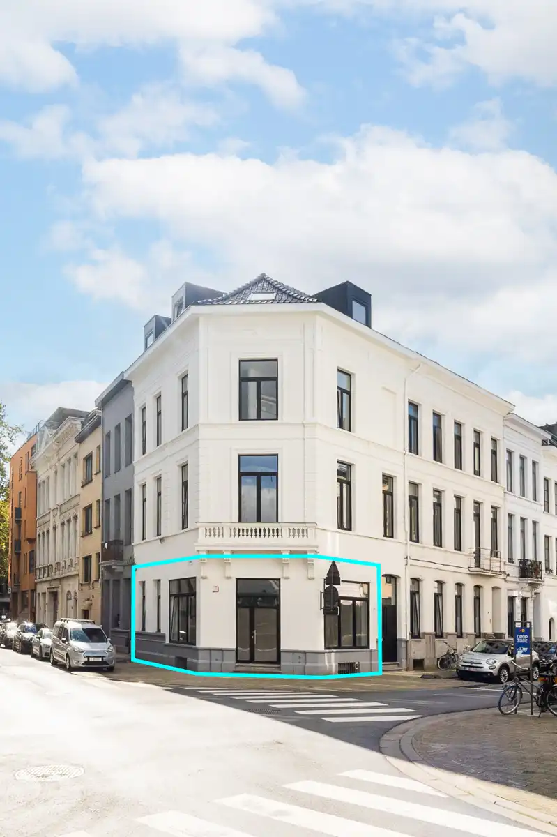 Gelijkvloers kantoorruimte op toplocatie foto 4