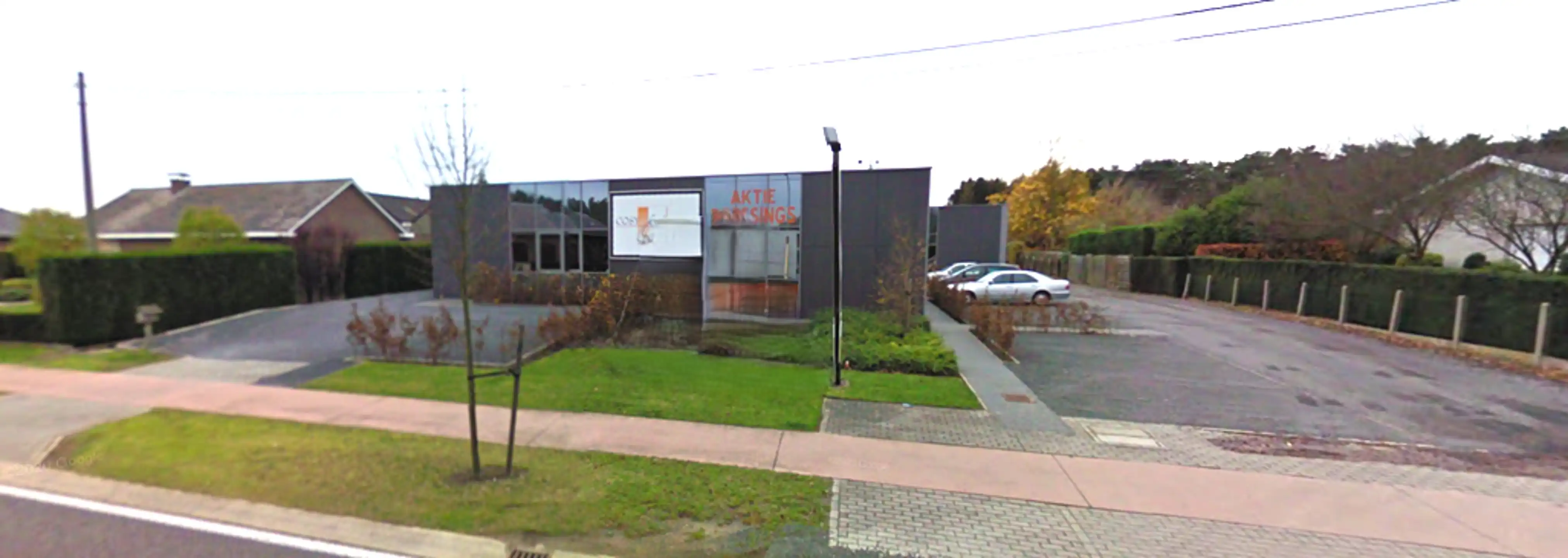 PUTTE: zichtlocatie magazijn met woning en ruime parking foto 4