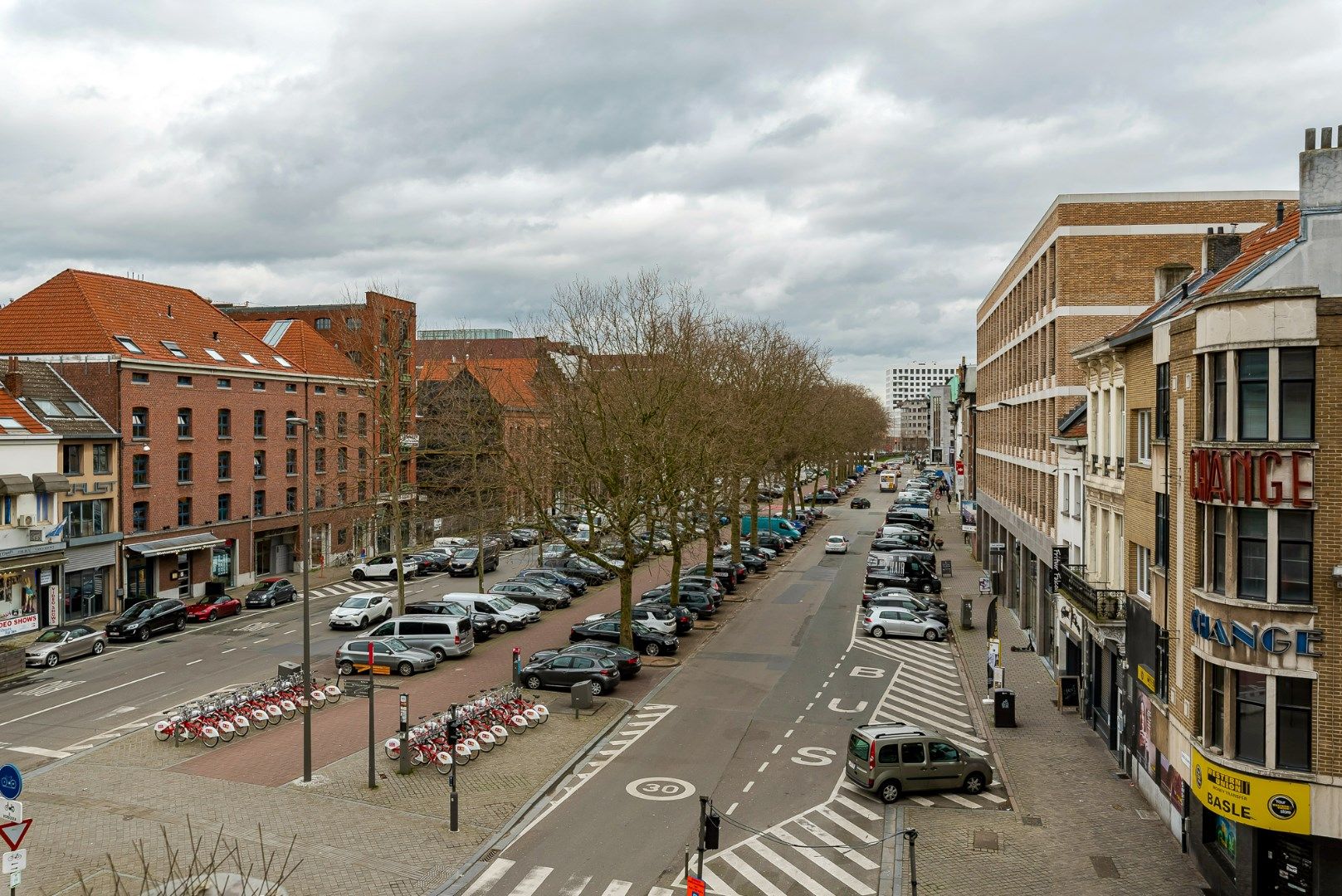 Pareltje tussen het MAS en de oude stad! foto 6