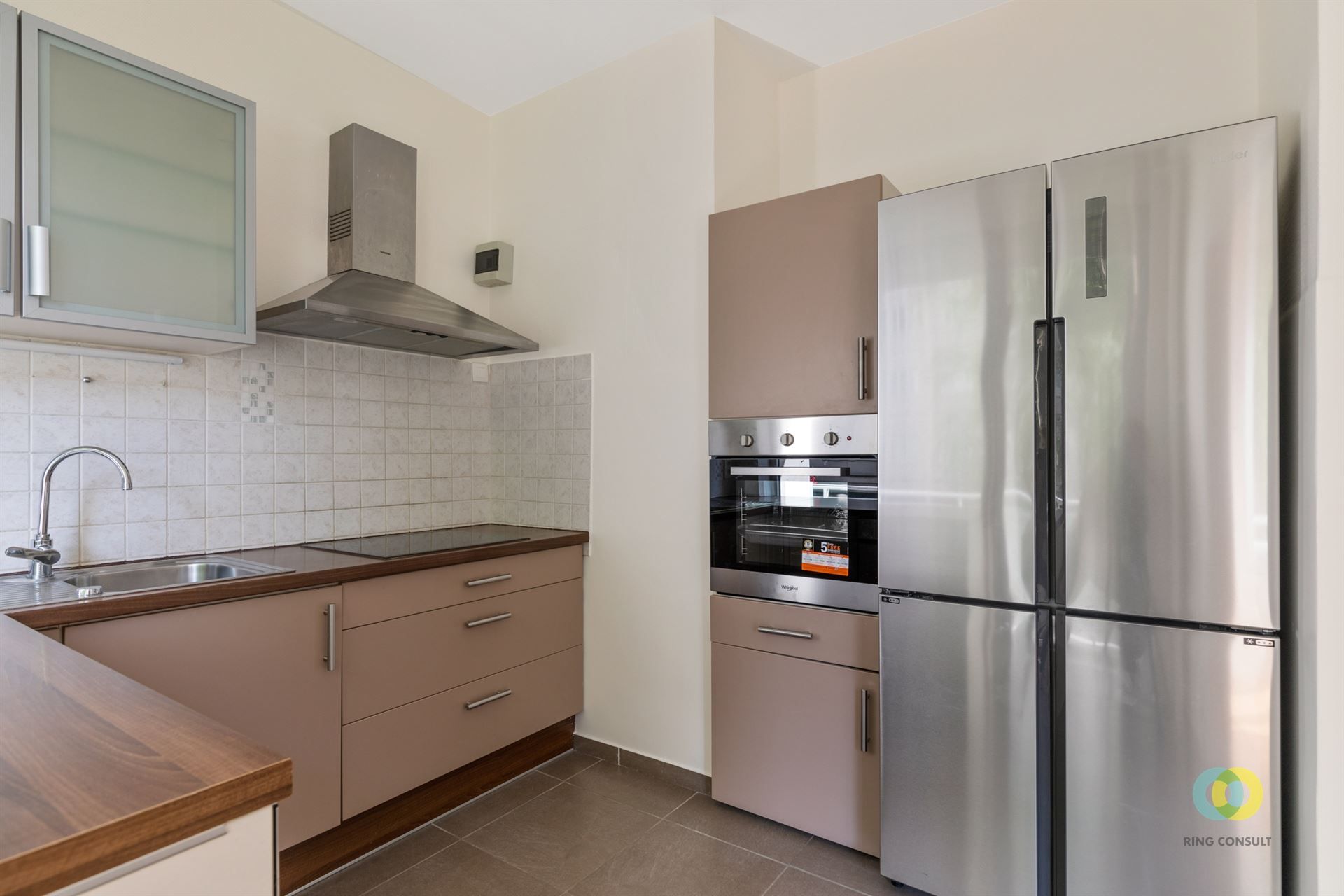 Appartement met twee slaapkamers nabij de Europese wijk  foto 4