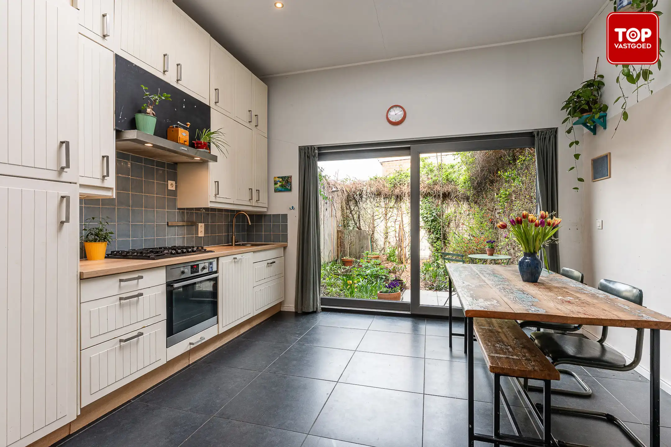  Ruime gezinswoning met 5 slaapkamers op fietsafstand van het centrum van Gent foto 3