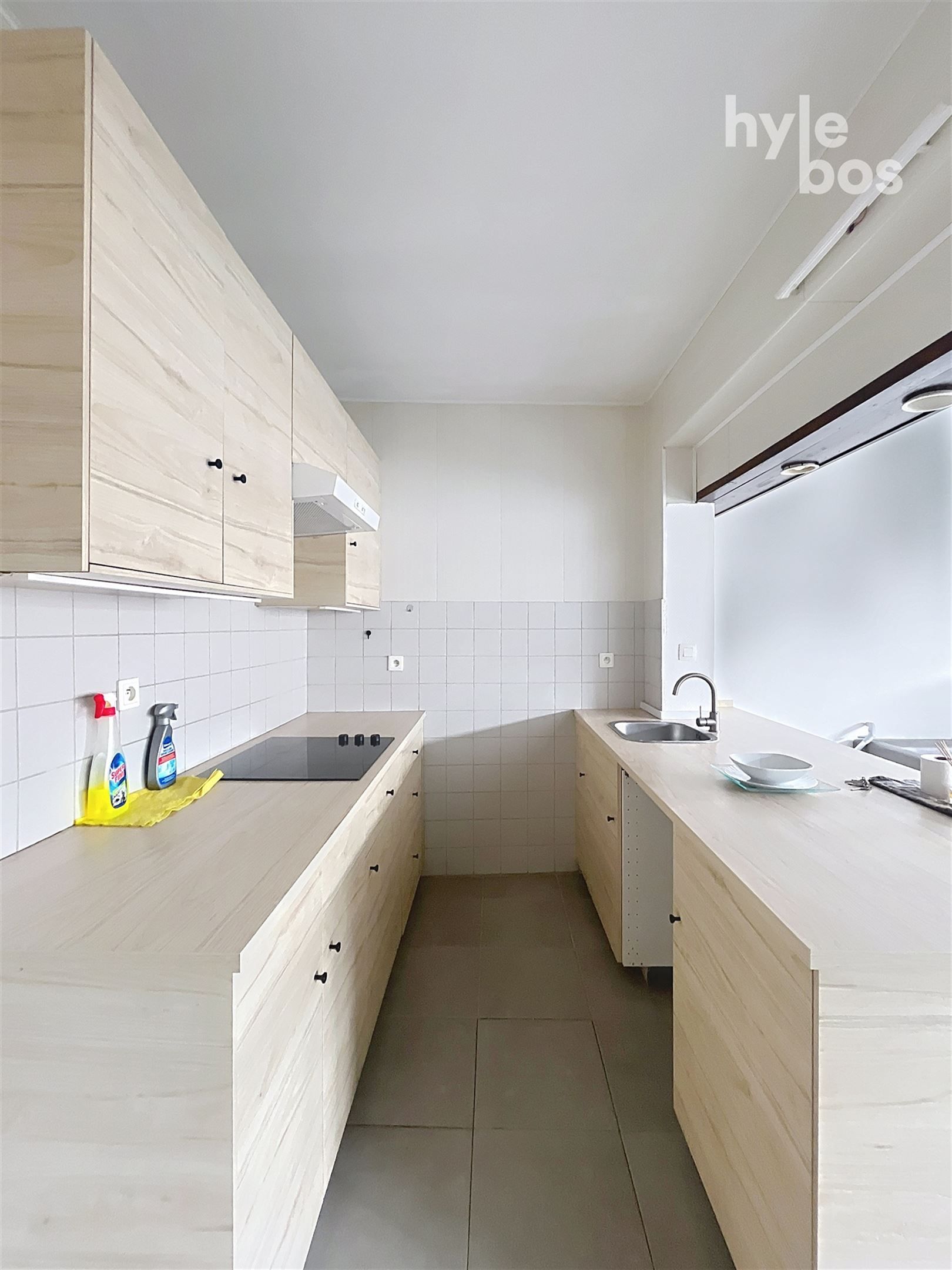 Centraal gelegen, instapklaar 2 slaapkamer appartement foto 9