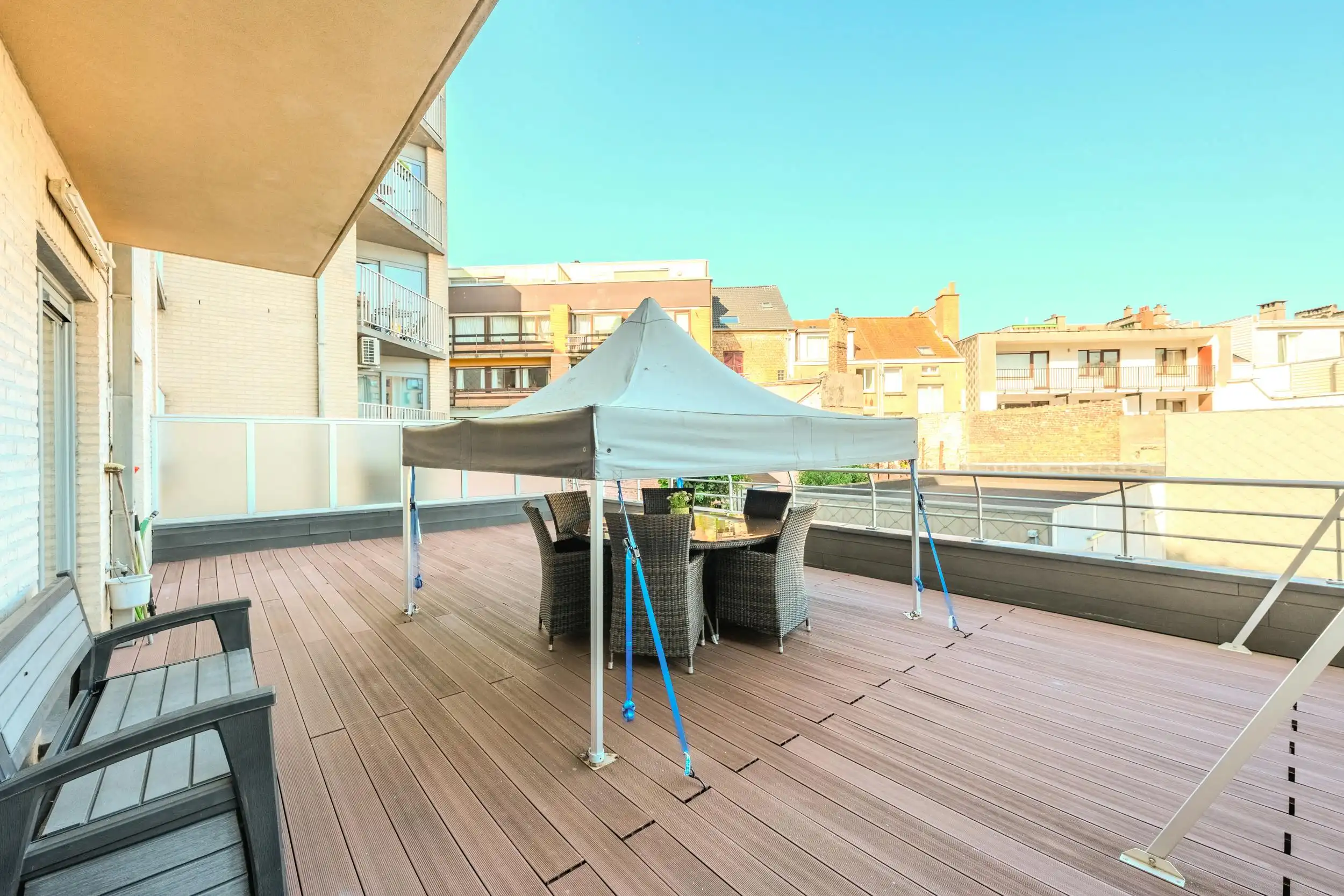Prachtig 3-slaapkamer appartement met terras te Oostende foto 6
