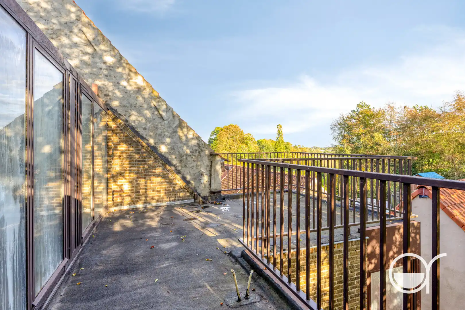 Te renoveren architectenwoning met karakter, koertje en dakterras in Bottelare foto 25