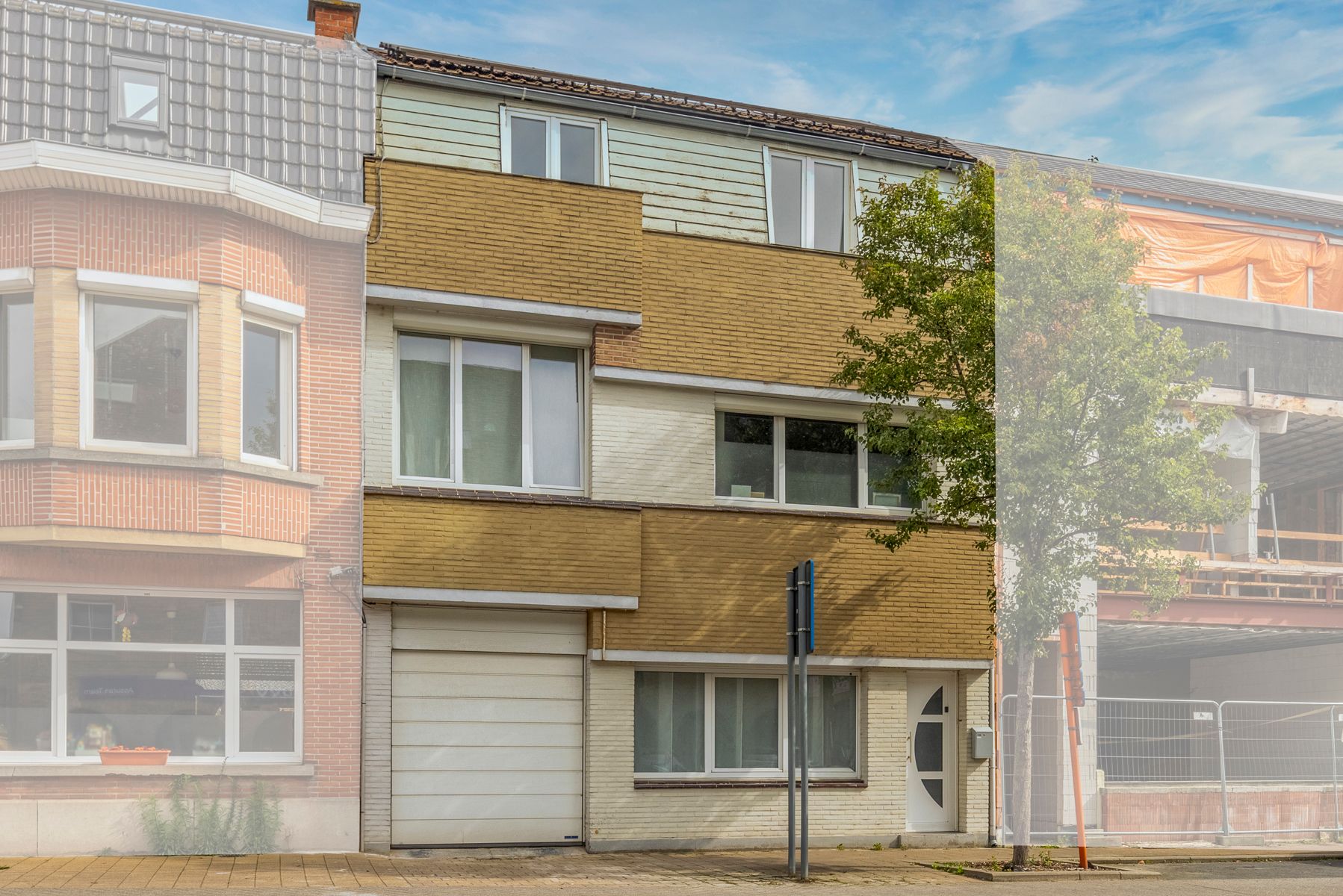 Woning met garage en 5 slaapkamers te koop foto 1