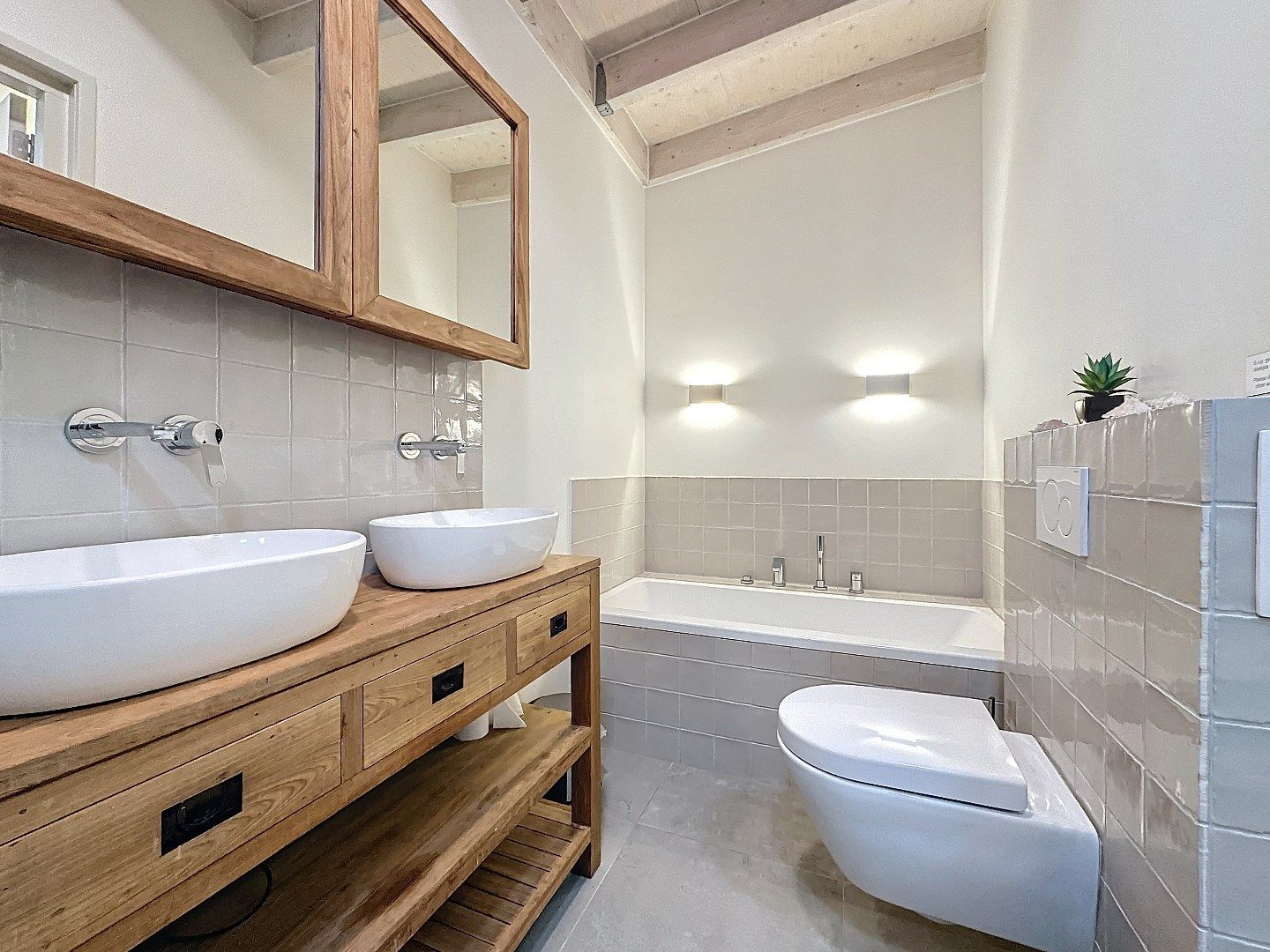 Exclusief dijkhuis met eigen guesthouse foto 30