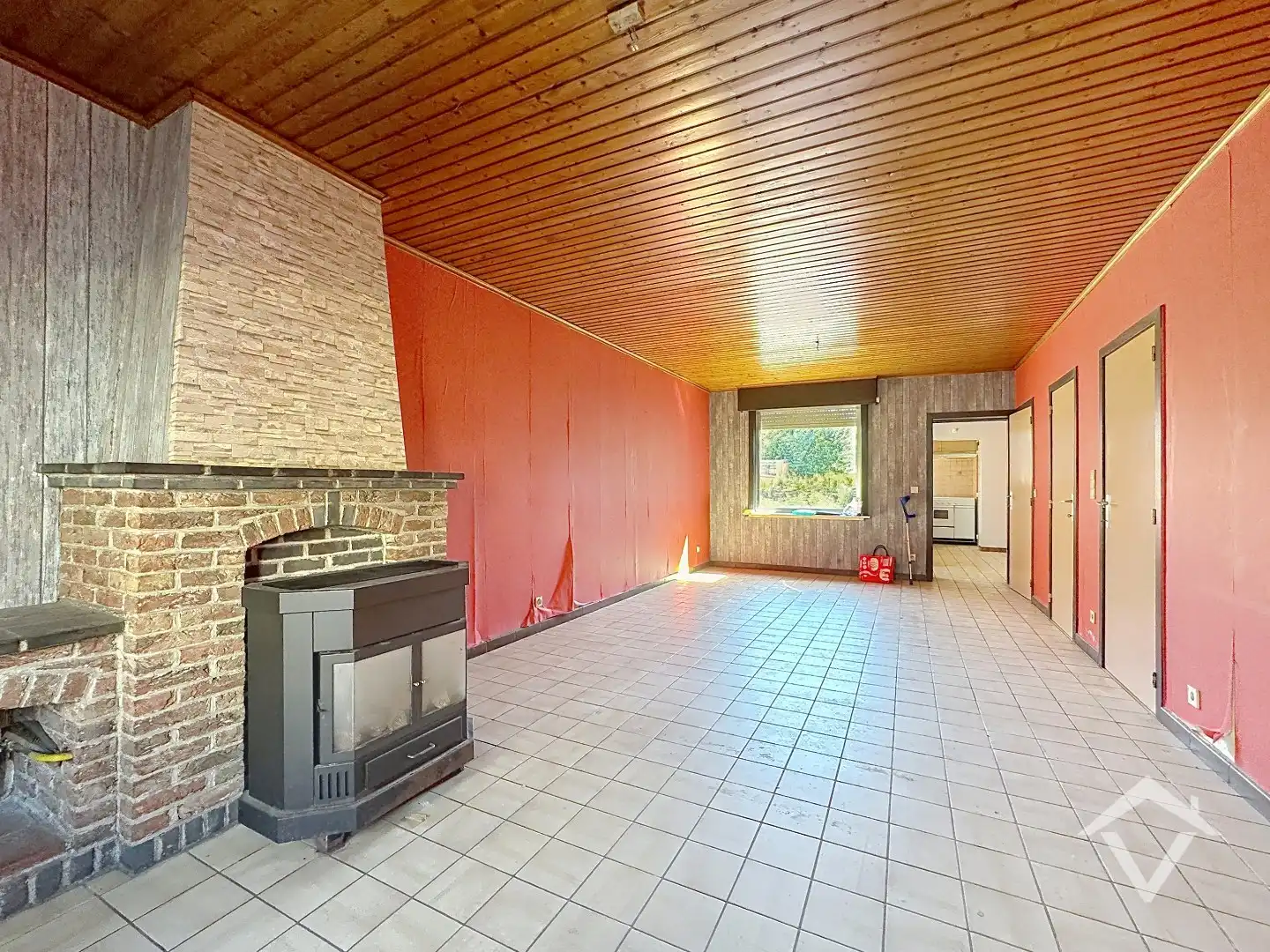 Woning met 3 slaapkamers en garage te Eernegem foto 5