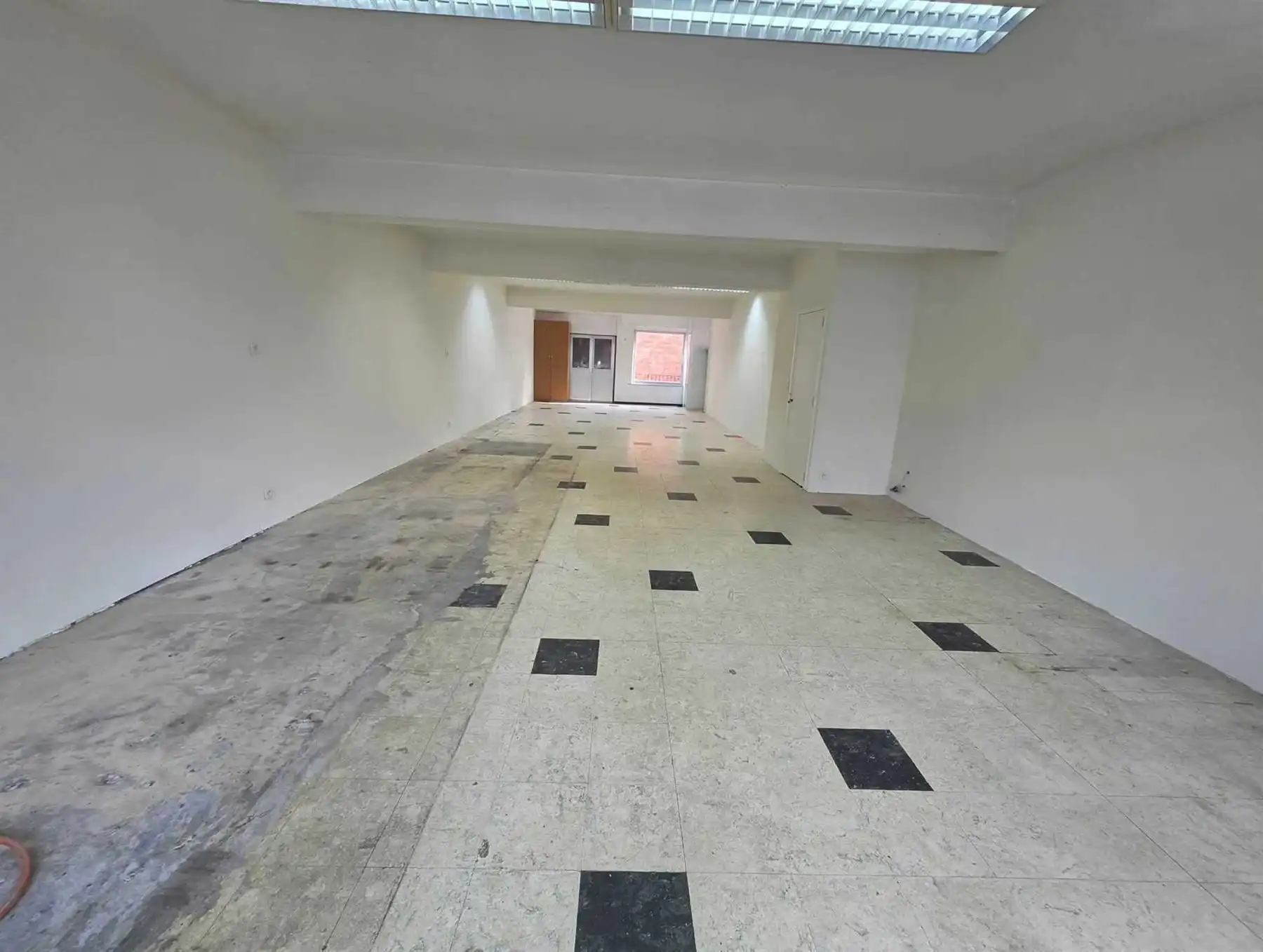 Groenenhoek veelzijdige handels-/praktijkruimte van 98 m² foto 4
