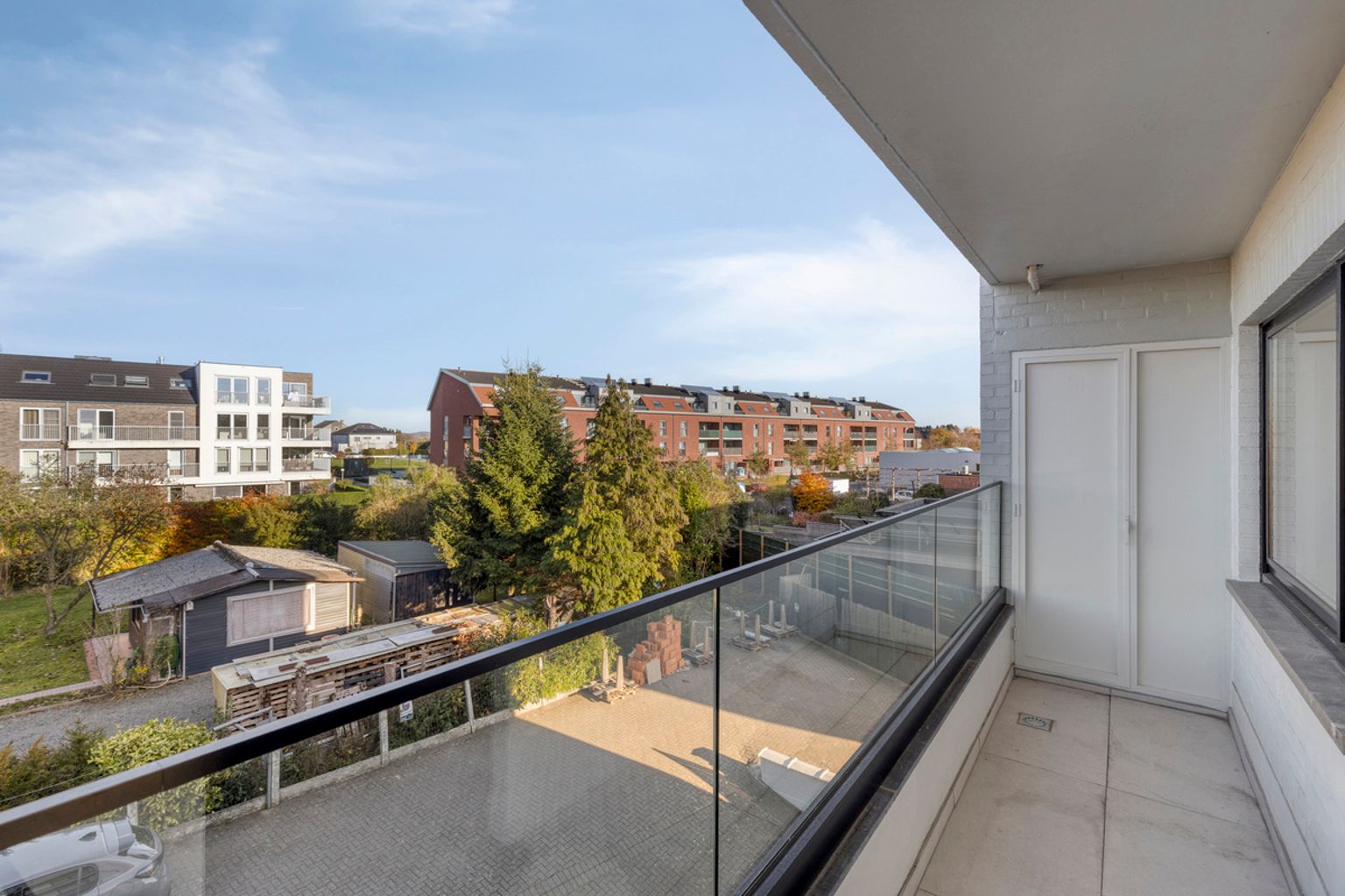 Volledig gerenoveerd en instapklaar 2 slaapkamer appartement foto 23