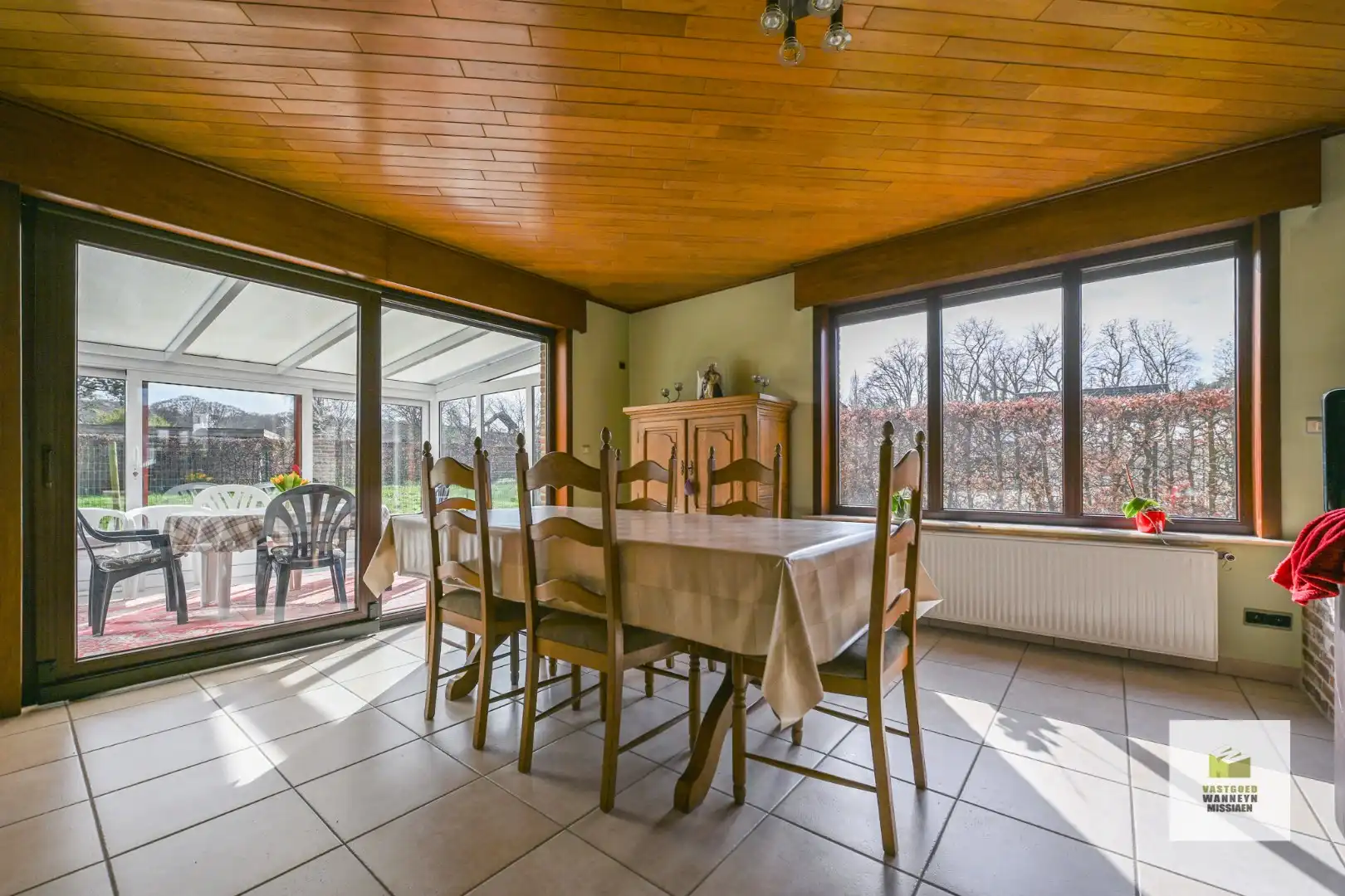 Zeer centraal en rustig gelegen ruime woning met 5 slaapkamers foto 6