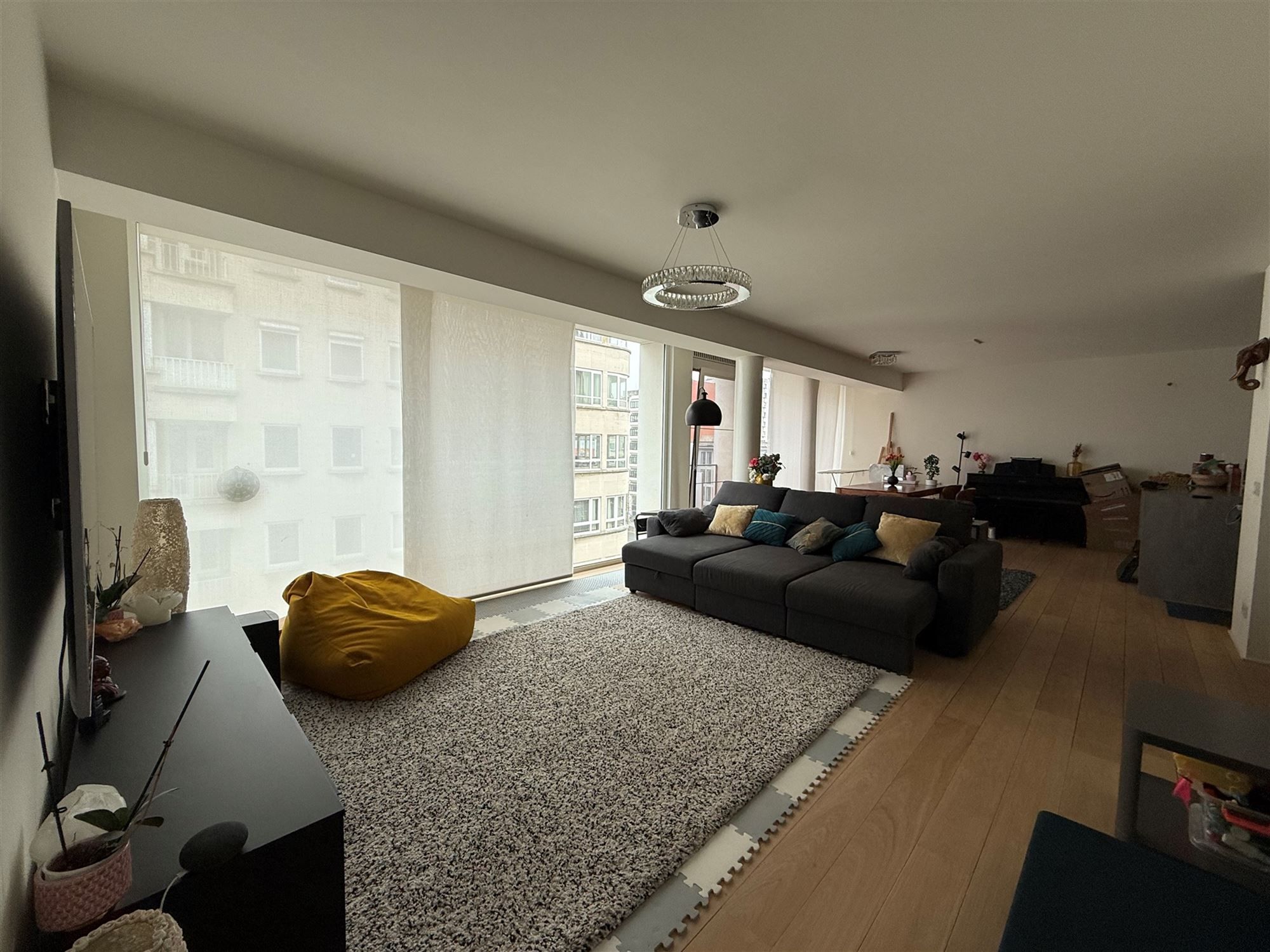 Ruim luxe appartement met 3 slk foto 6