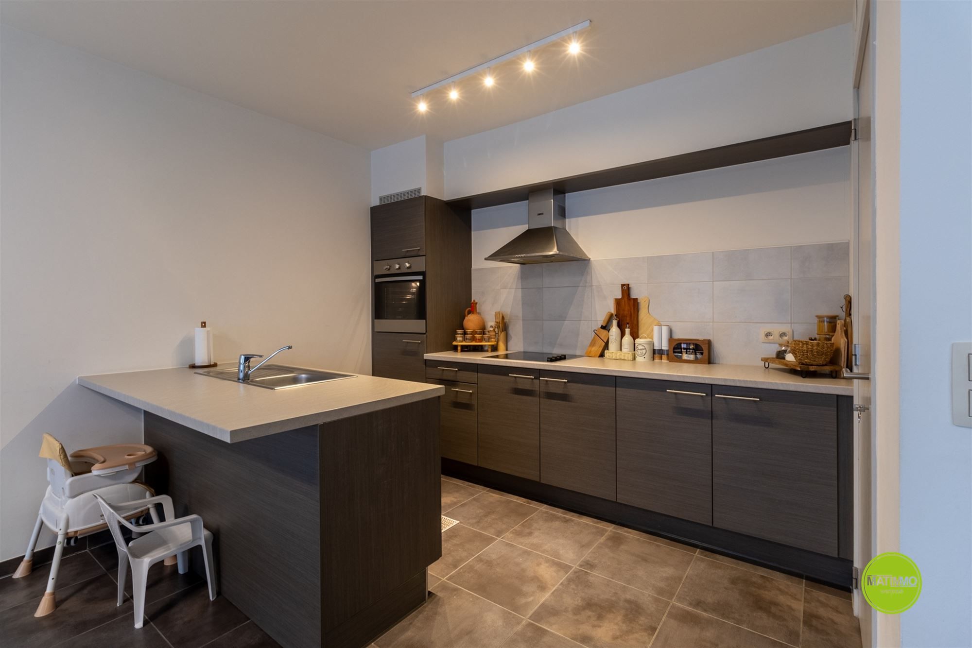 Energiezuinig 2-slaapkamer appartement nabij Hasselt centrum foto 4