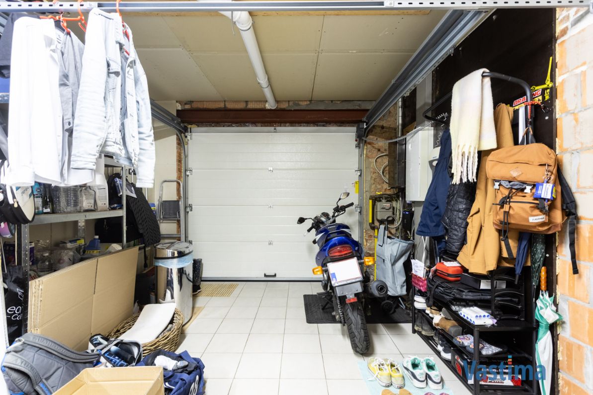 Instapklare woning met inpandige garage nabij centrum Aalst foto 20