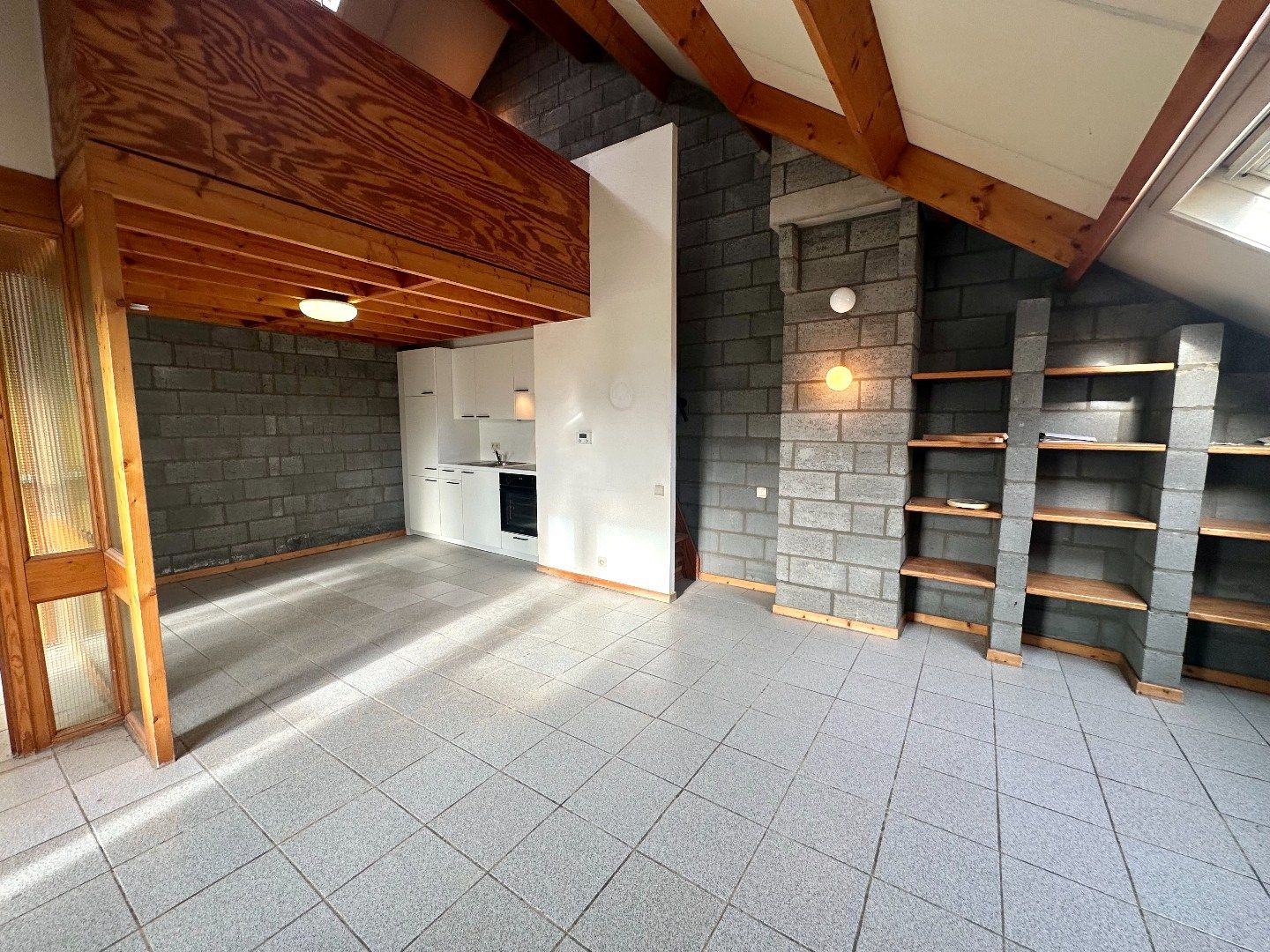 Duplexappartement met vloerverwarming in rustige woonwijk te Runkst foto 2