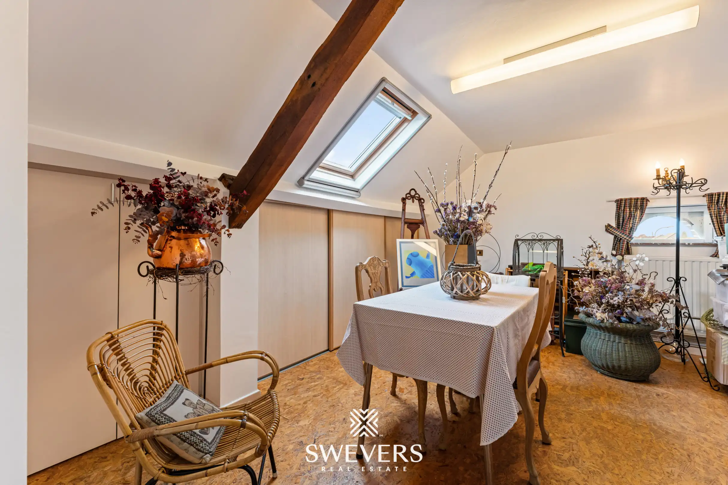 Karaktervolle, ruime en energiezuinige woning (EPC: B) met prachtige tuin op toplocatie in Diepenbeek foto 28