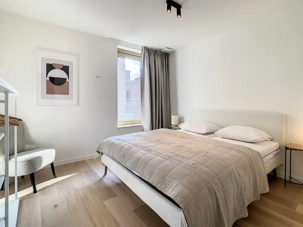 LUXUEUS PENTHOUSE 161M² MET 2SLK IN CENTRUM TONGEREN. foto 21