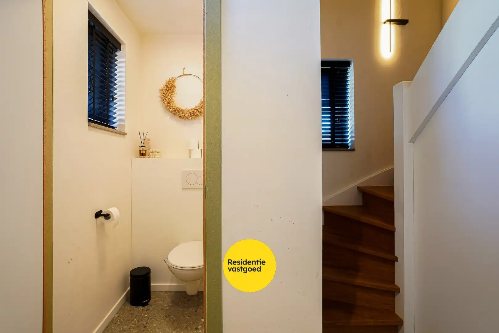 Recent, luxueus afgewerkte woning foto 15