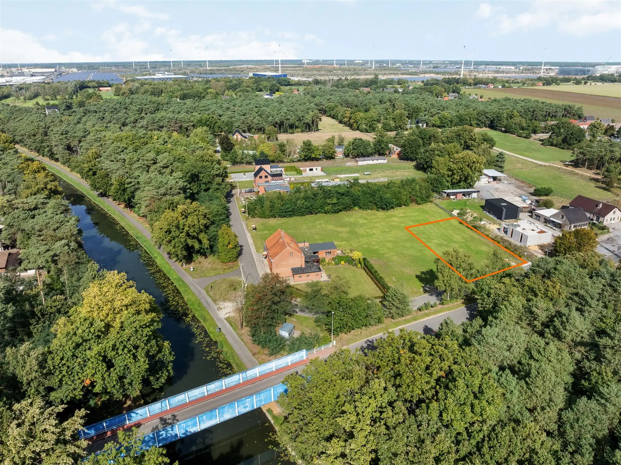 BOUWGROND OB VAN 1320M² OP FANTASTISCHE LIGGING foto 2