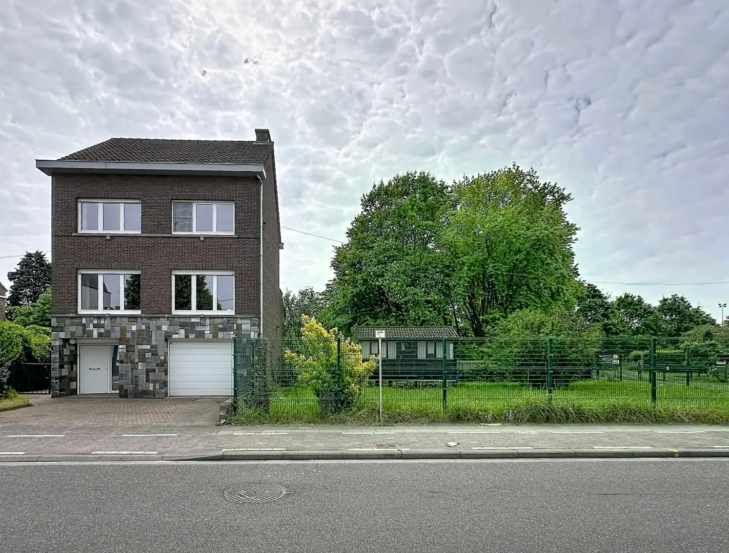 Hoofdfoto van de publicatie: Ruime woning op toplocatie!