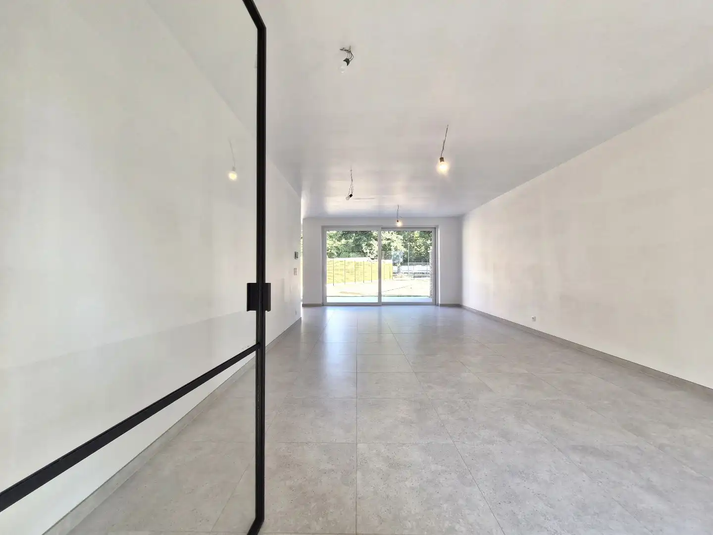 Nieuwbouwwoning met mooie tuin, garage en 4 slaapkamers te Dudzele foto 4