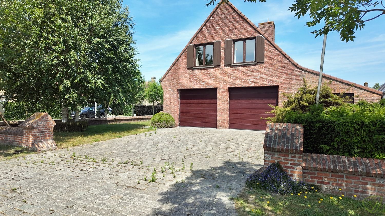 Villa op zonnig en ruim perceel met investeringspotentieel foto 32