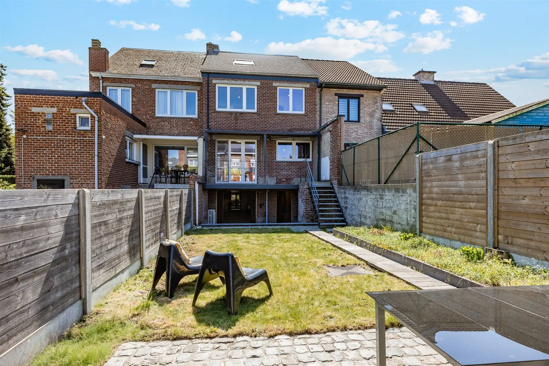 Energiezuinige gezinswoning met mooie tuin foto 8