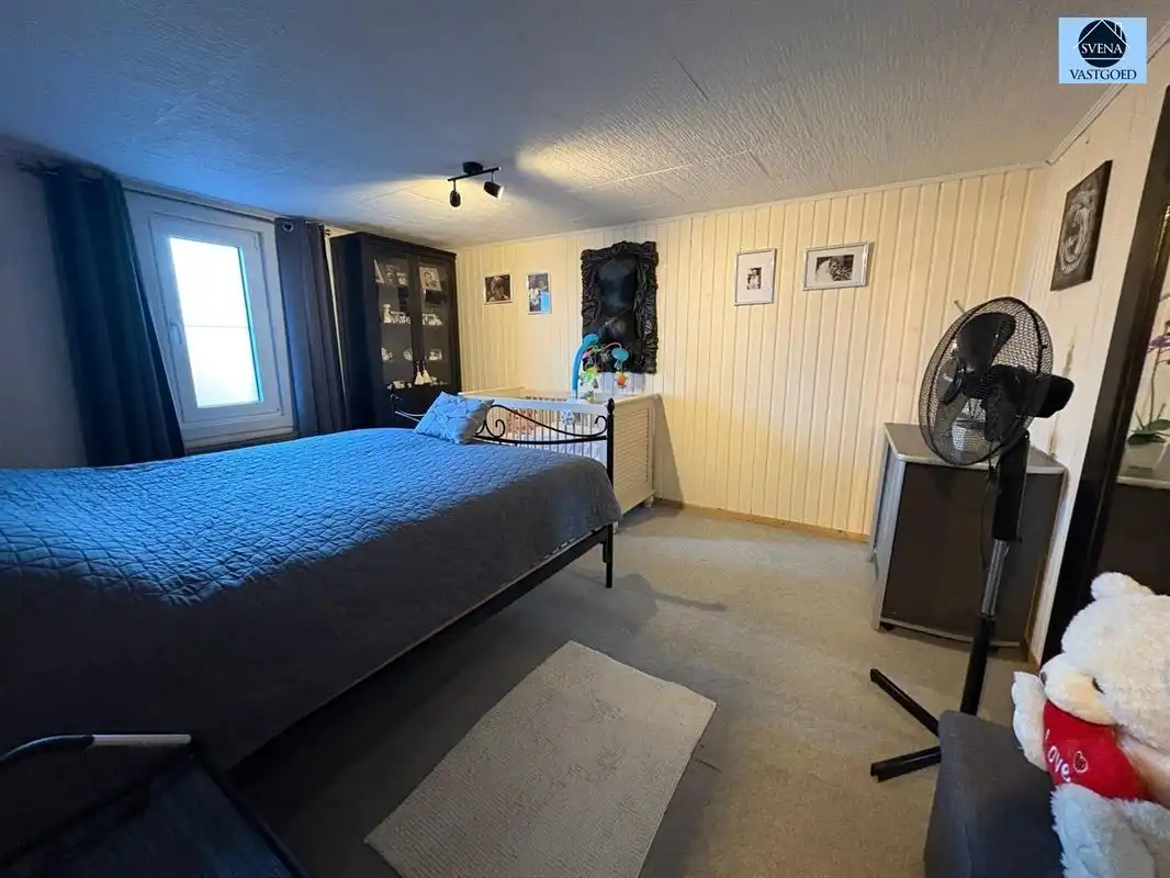 ZEER GOED GELEGEN WONING MET GARAGE EN 4 KAMERS. foto 9