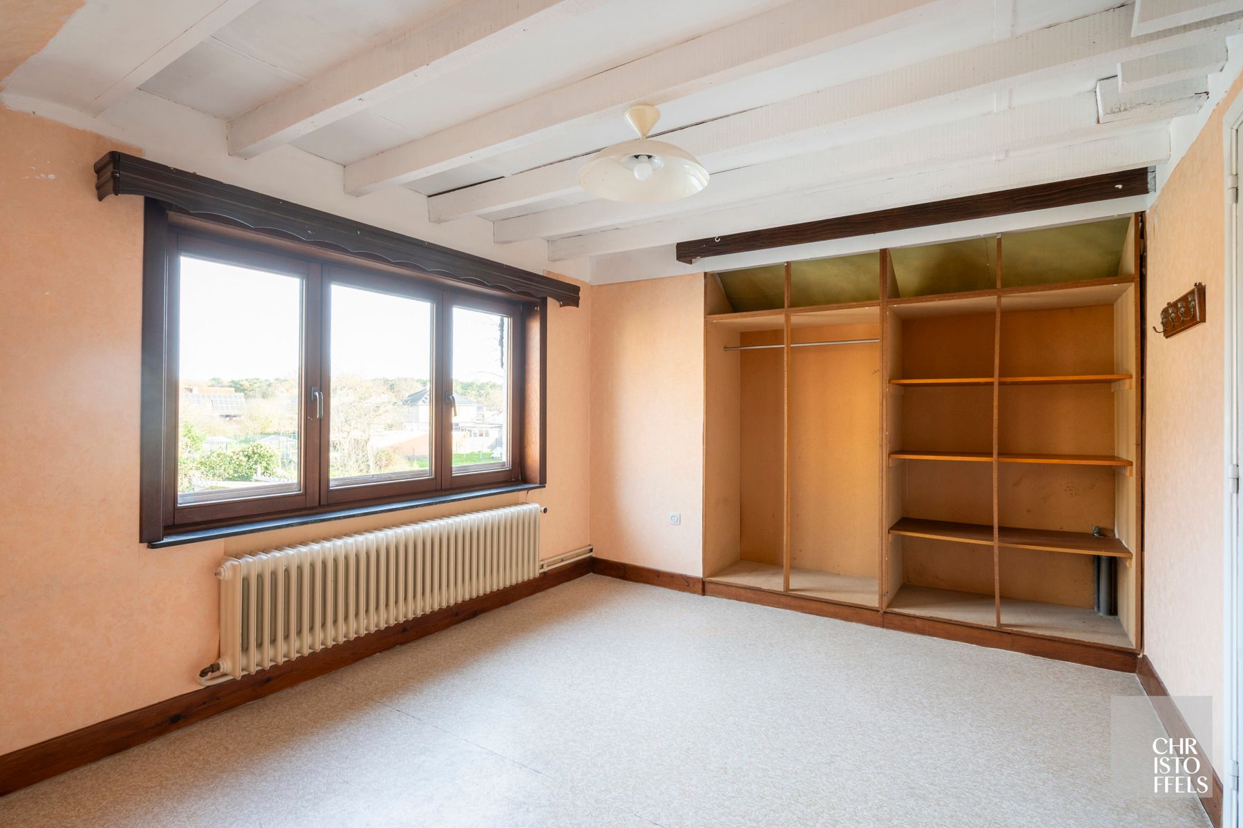 Woning met potentieel op groene en rustige locatie in Zutendaal! foto 12