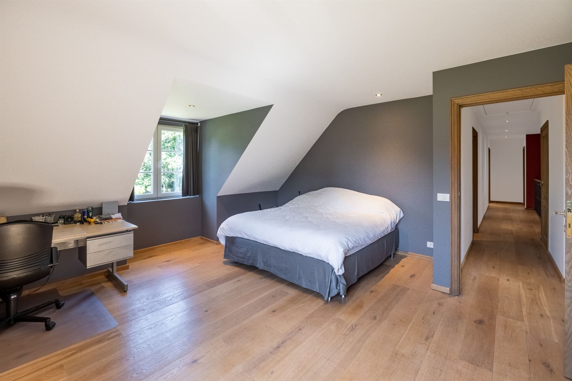 Prachtige, elegante villa op rustige locatie foto 18