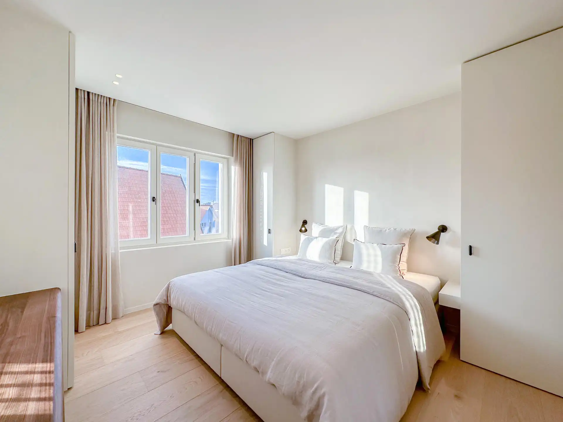 Uitzonderlijk mooi, tijdloos GERENOVEERD 4-slpk. appartement foto 13