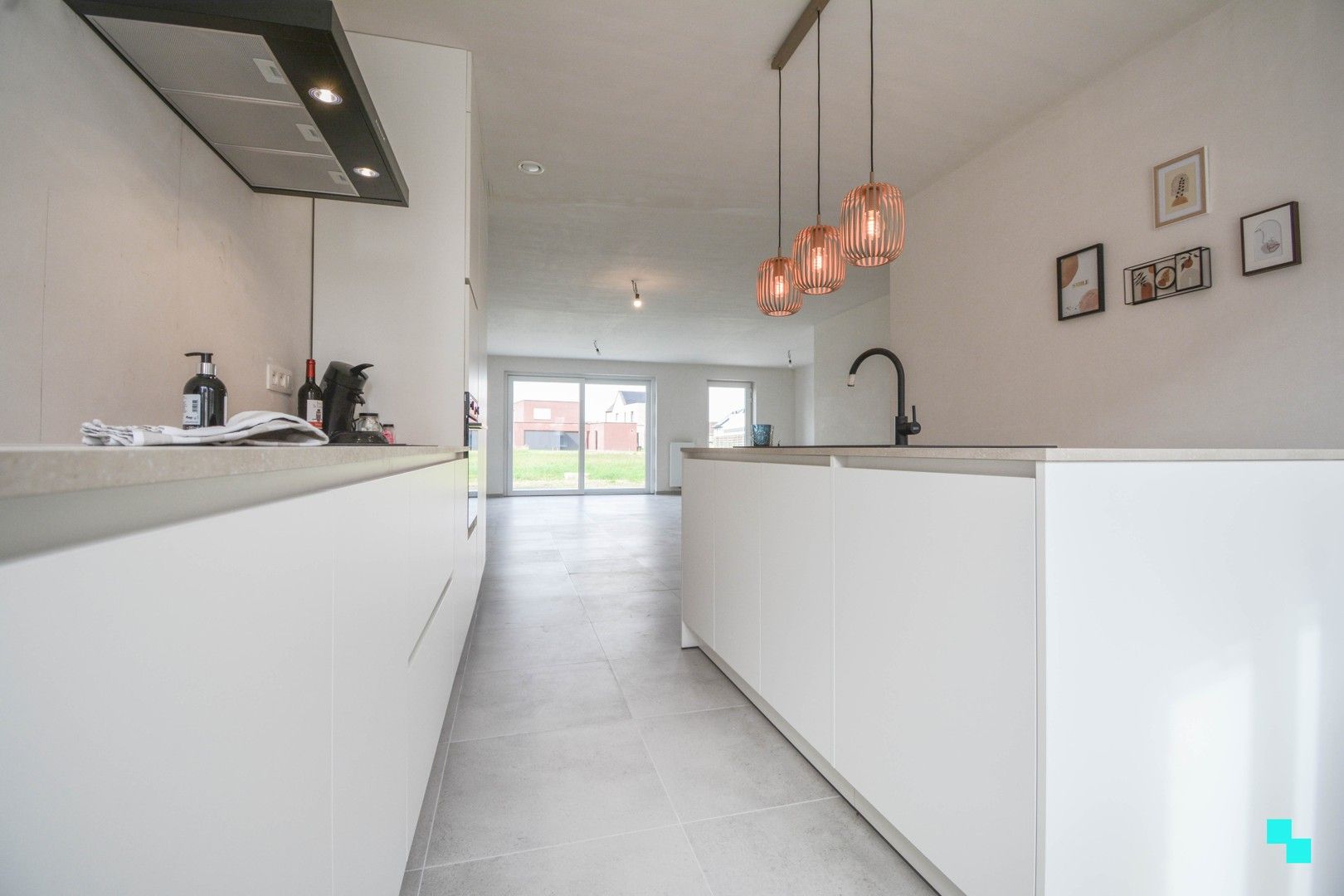 Landelijke nieuwbouwwoning in centrum Aartrijke foto 6