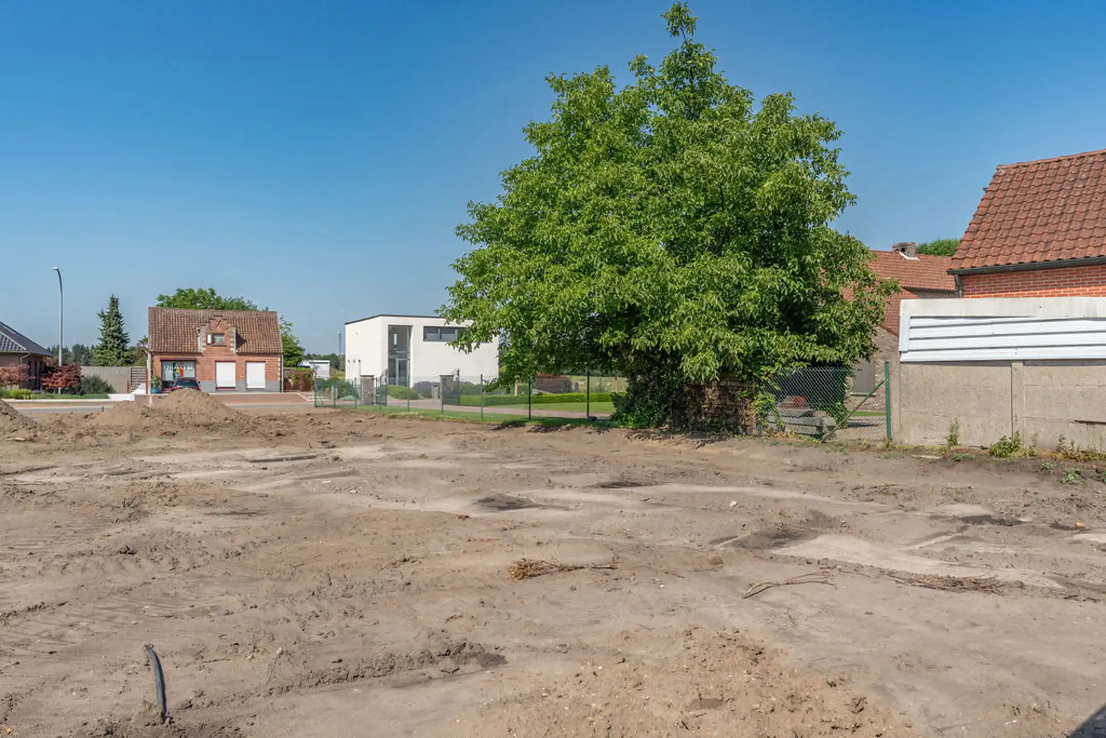 Bouwgrond (672m²) voor halfopen bebouwing te Vosselaar! foto 10