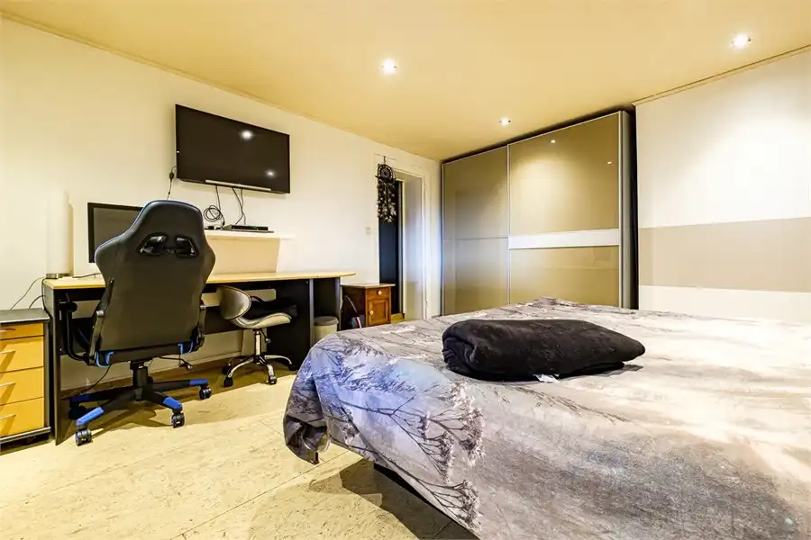 PRACHTIGE GERENOVEERDE HOEVE MET 2 WOONGELEGENHEDEN OP TOPLOCATIE foto 26