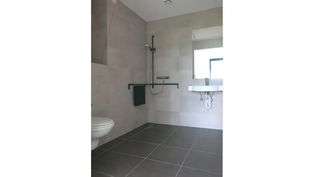 Instapklare Assistentiewoning met TERRAS te huur in Brugge foto 4