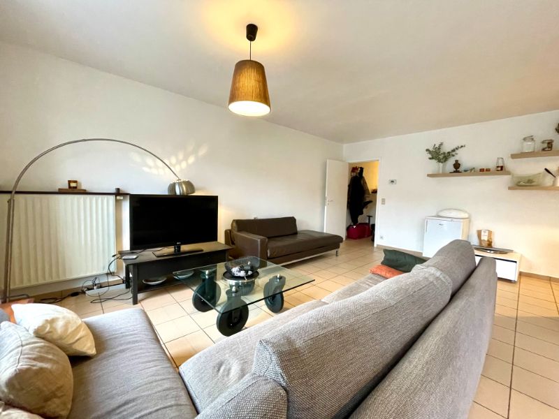 LICHTRIJK APPARTEMENT MET ZICHT OP HET GROENPLEIN foto 2