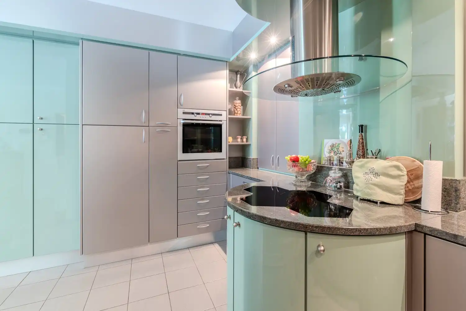 Gelijkvloers appartement met twee slaapkamers en garage in hartje Lanaken foto 13