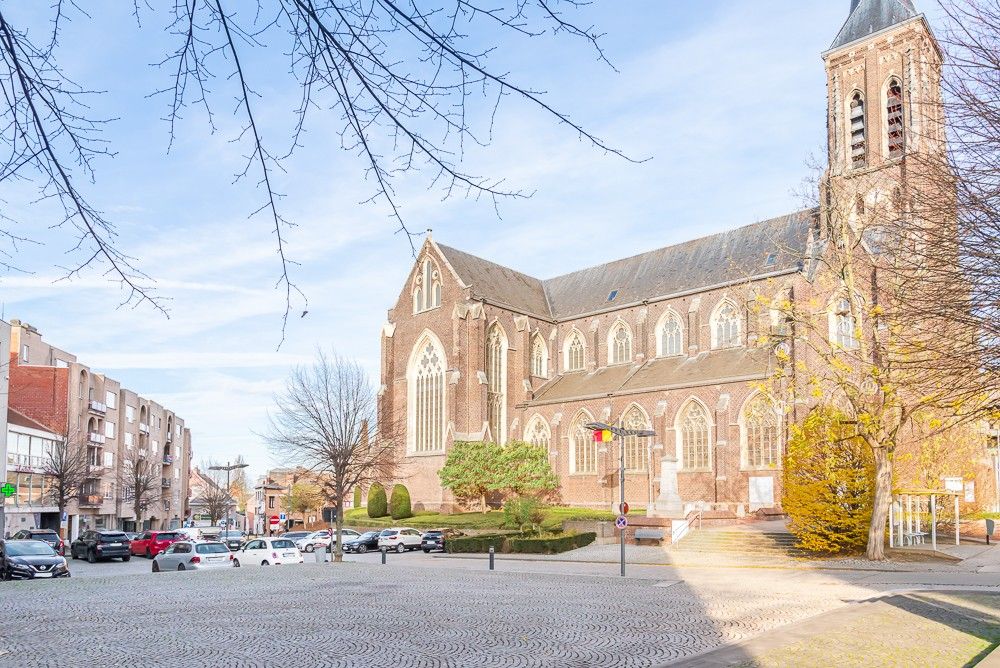 Instapklaar handelspand mét huurder op toplocatie in centrum Lanaken foto 4